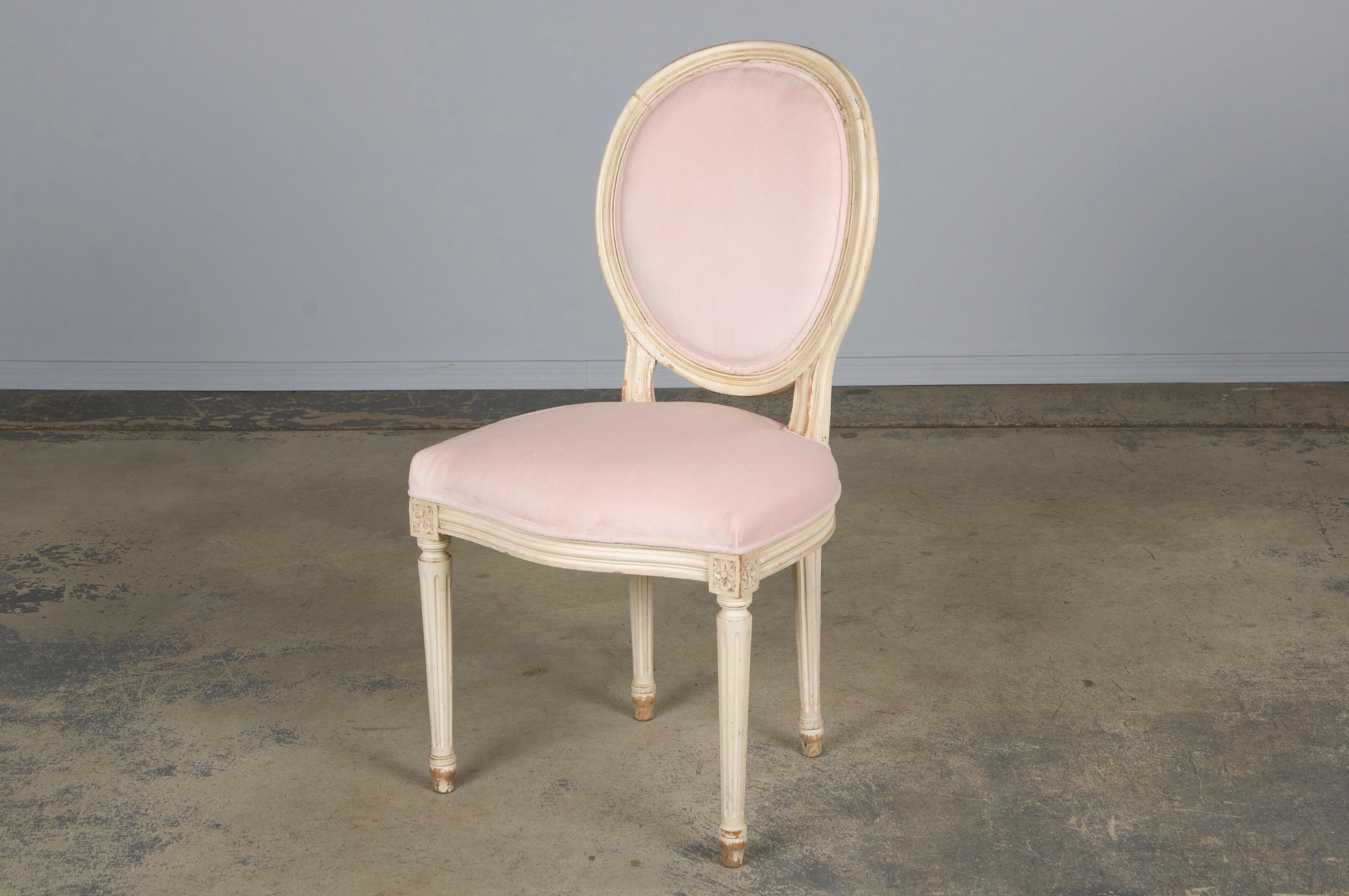 Antique French Louis XVI Style Painted Side Chair in Peony Velvet For Sale 7