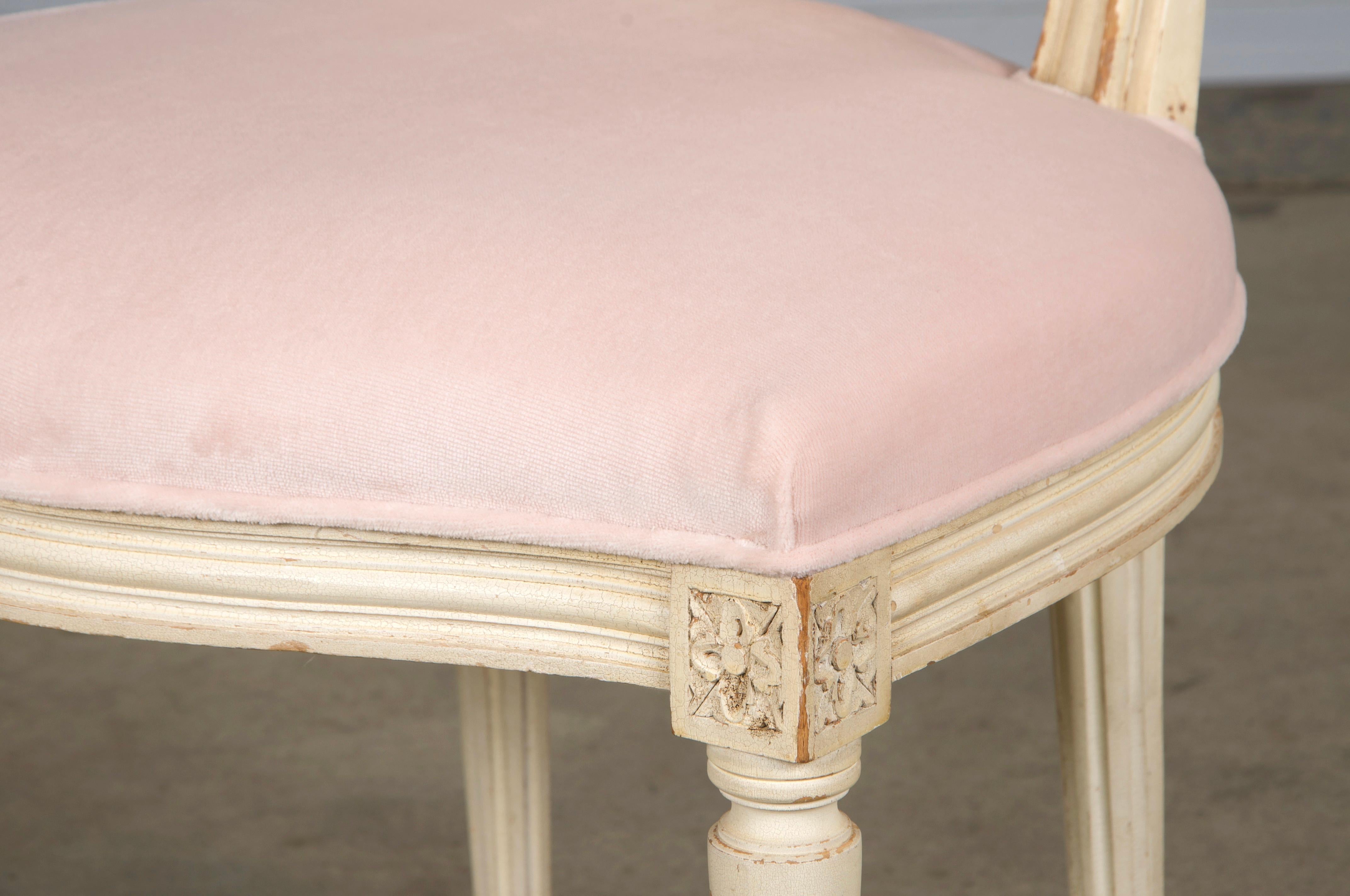 Antique French Louis XVI Style Painted Side Chair in Peony Velvet For Sale 11