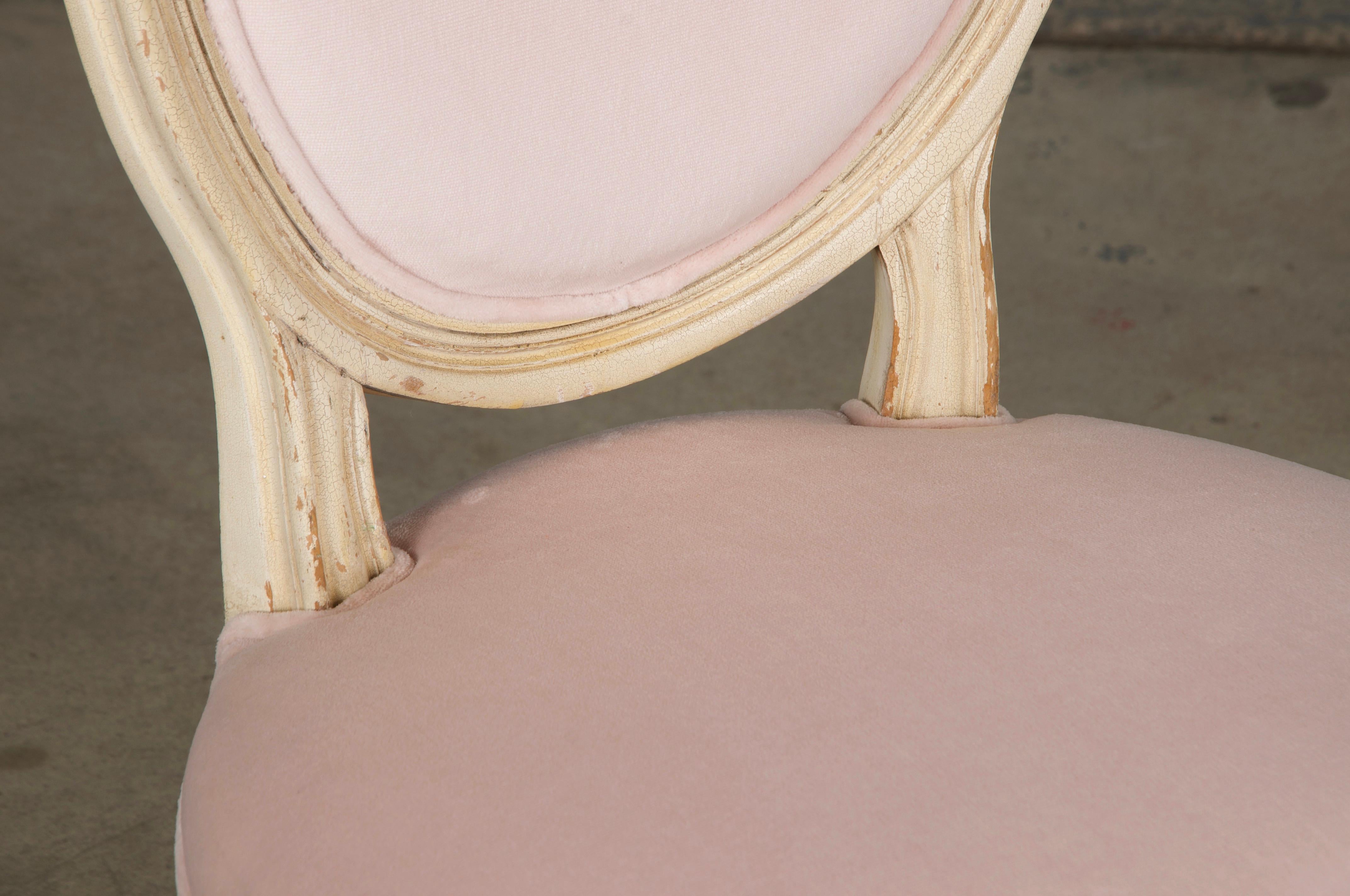 Antique French Louis XVI Style Painted Side Chair in Peony Velvet For Sale 3