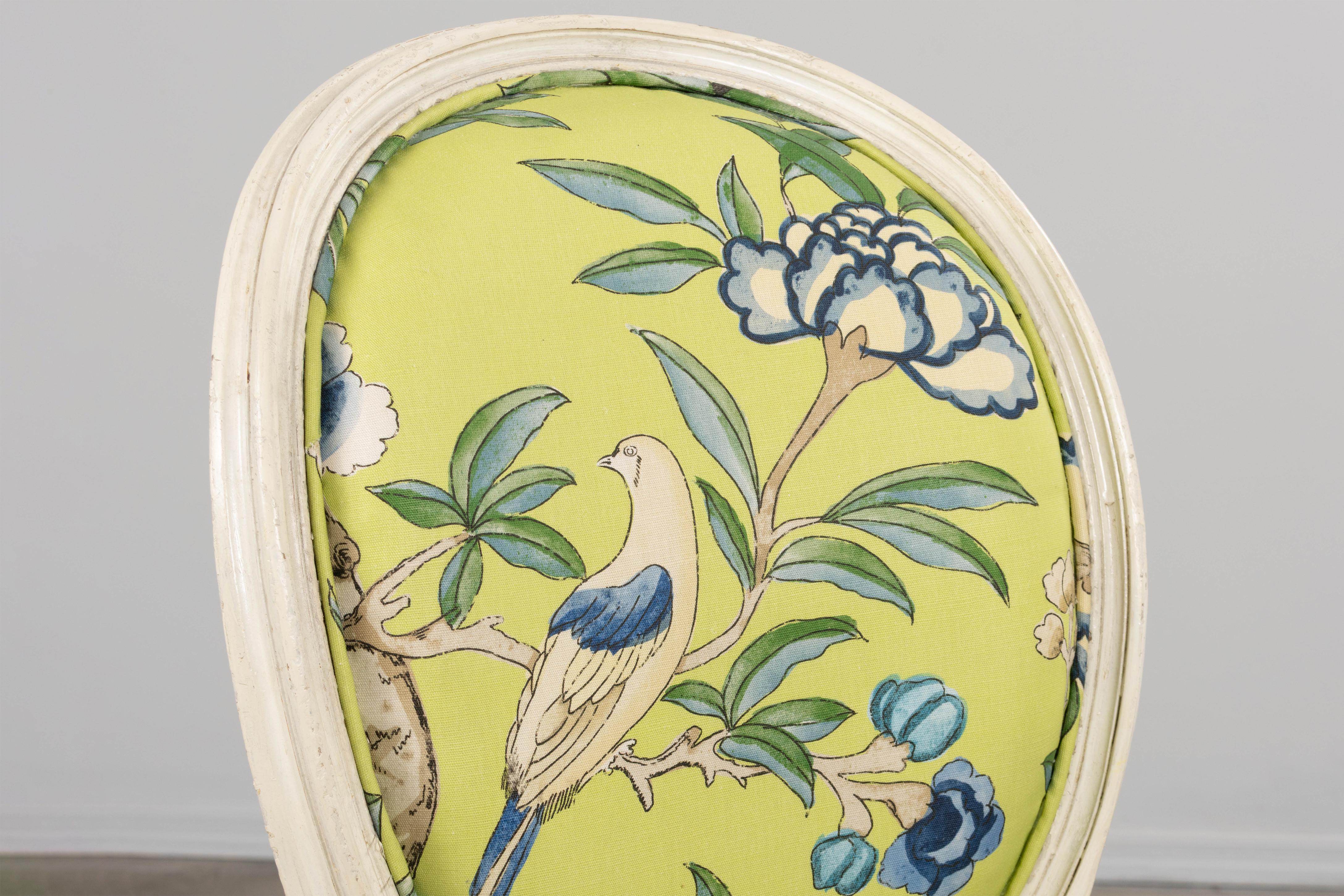 Antique French Louis XVI Style Painted Side Chairs in Green Chinoiseries Fabric For Sale 2