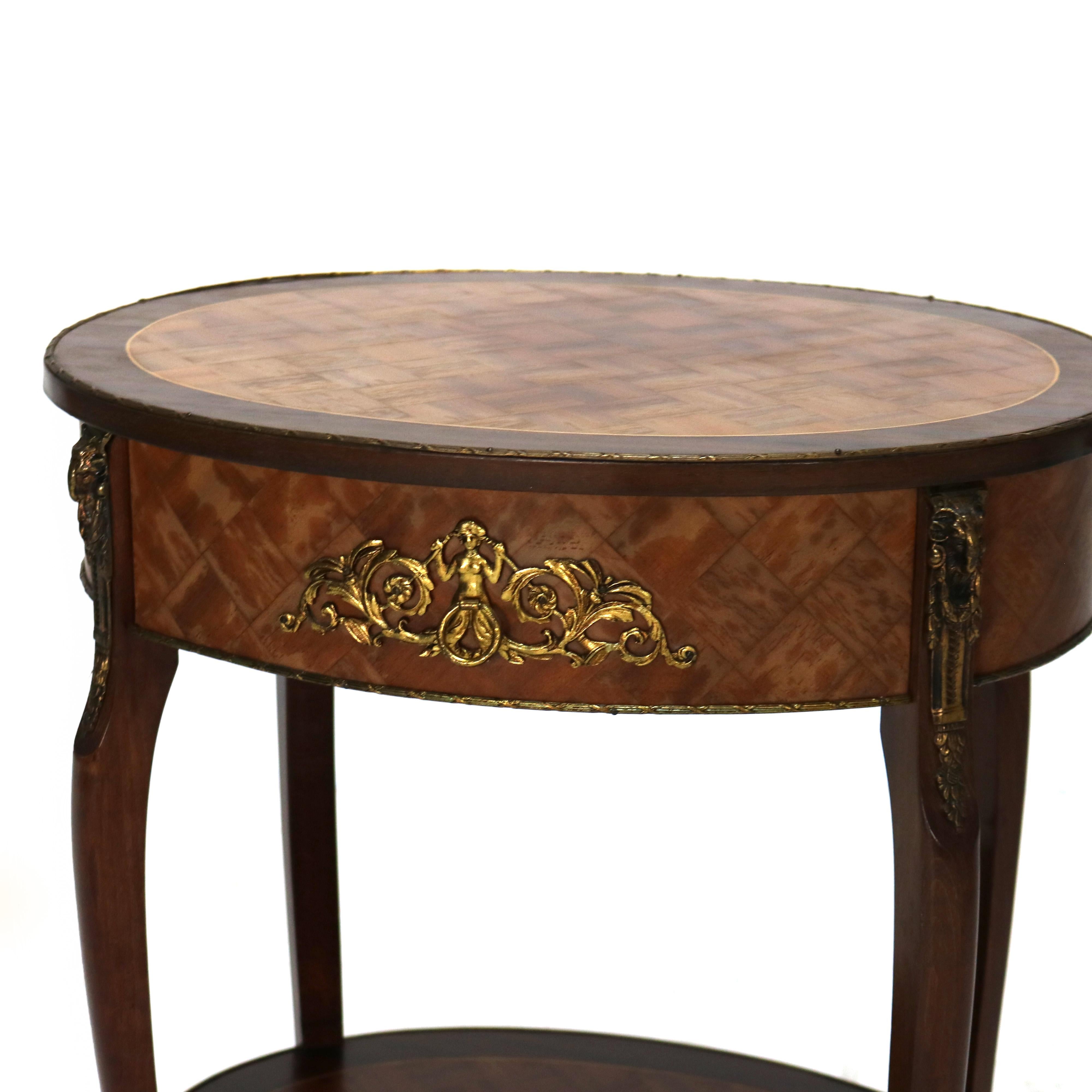 Stand ancien en bois de rose, marqueterie et bronze doré de style Louis XVI, C1910

Mesures - 26.25 