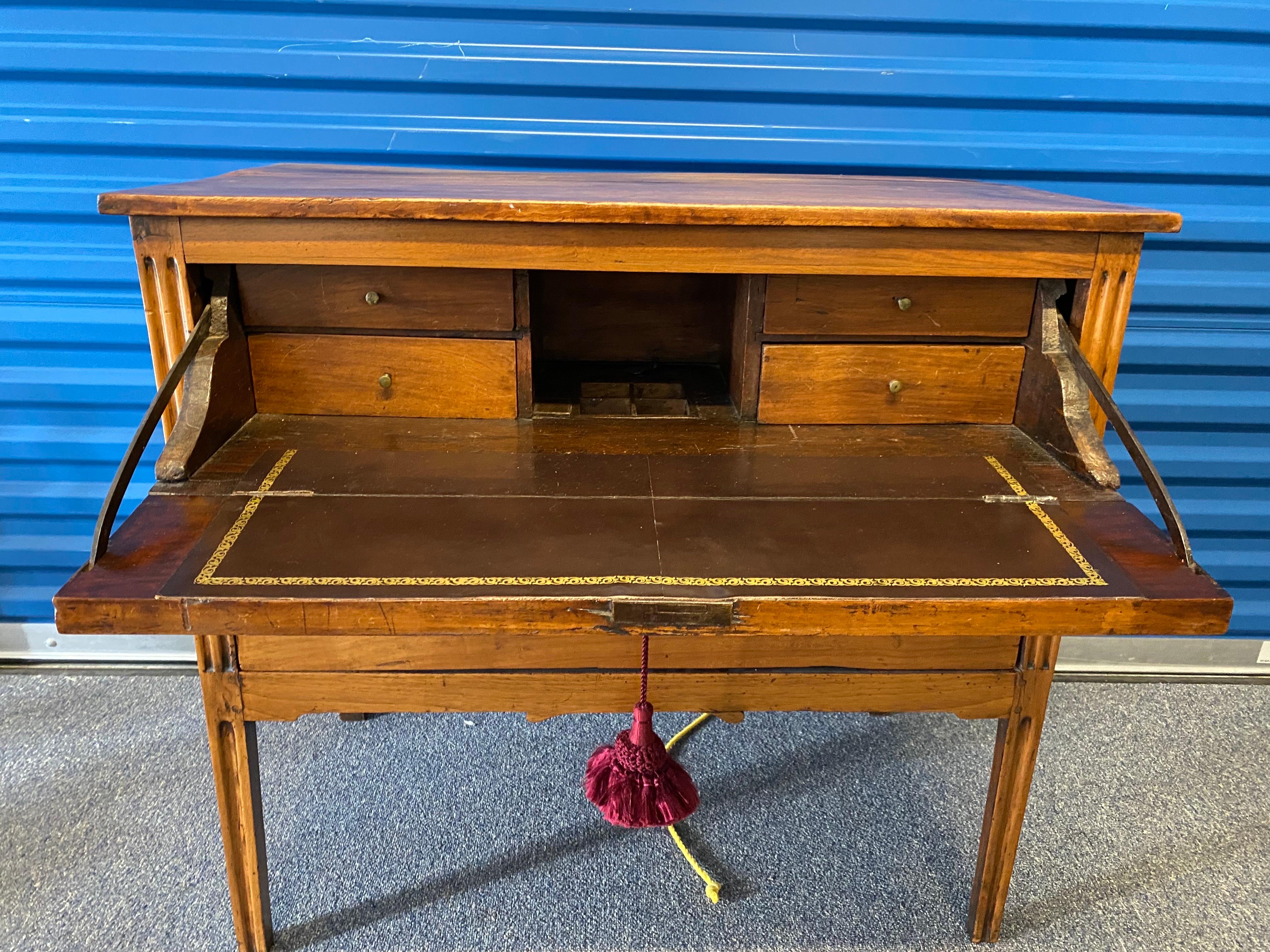 Antique French Secrétaire in stile Luigi XVI in vendita 6