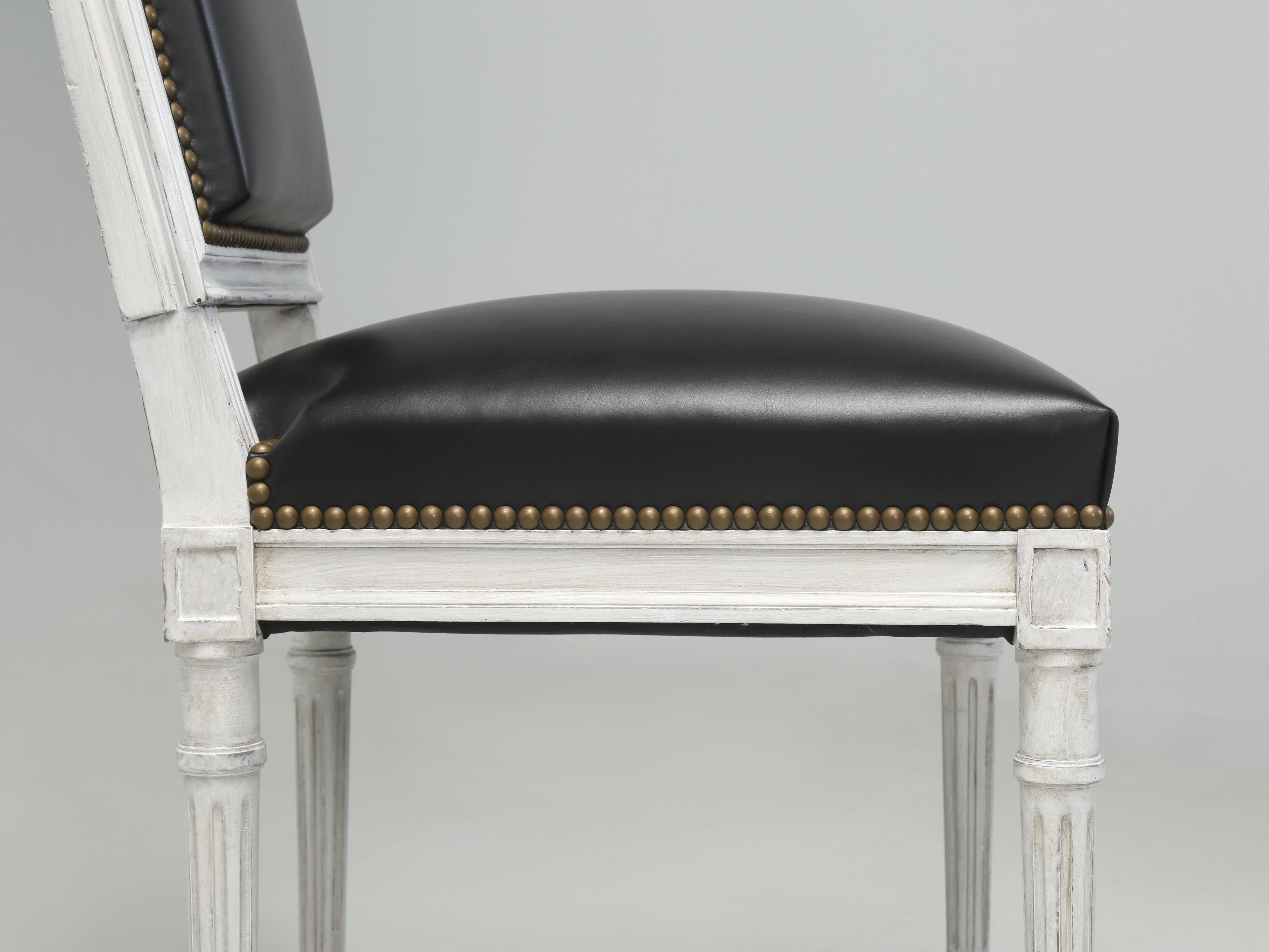 Chaises d'appoint françaises anciennes de style Louis XVI (4) entièrement et correctement restaurées  en vente 2