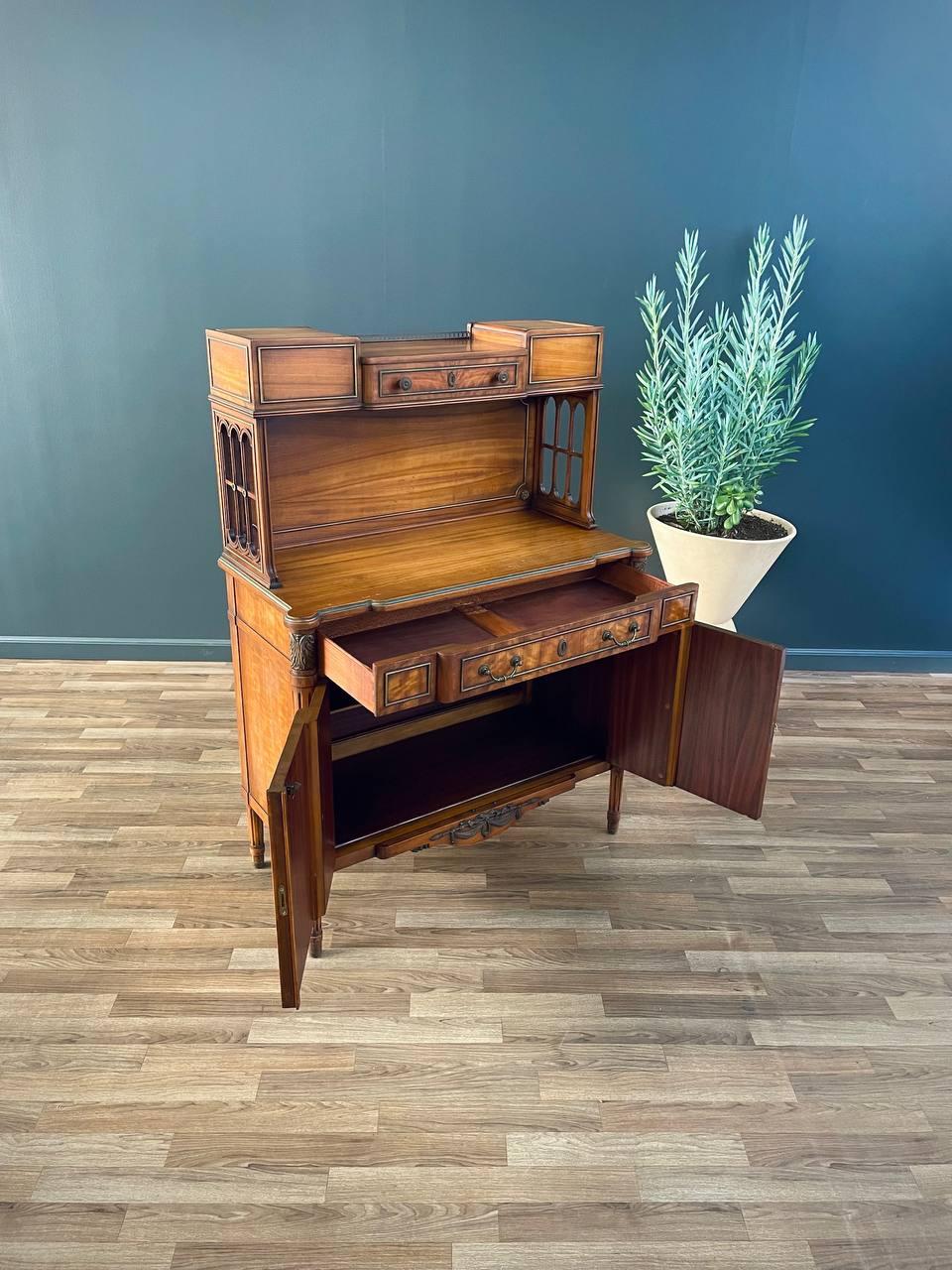 Antique French Louis XVI Style Sideboard Rustic Farmhouse In Good Condition In Los Angeles, CA