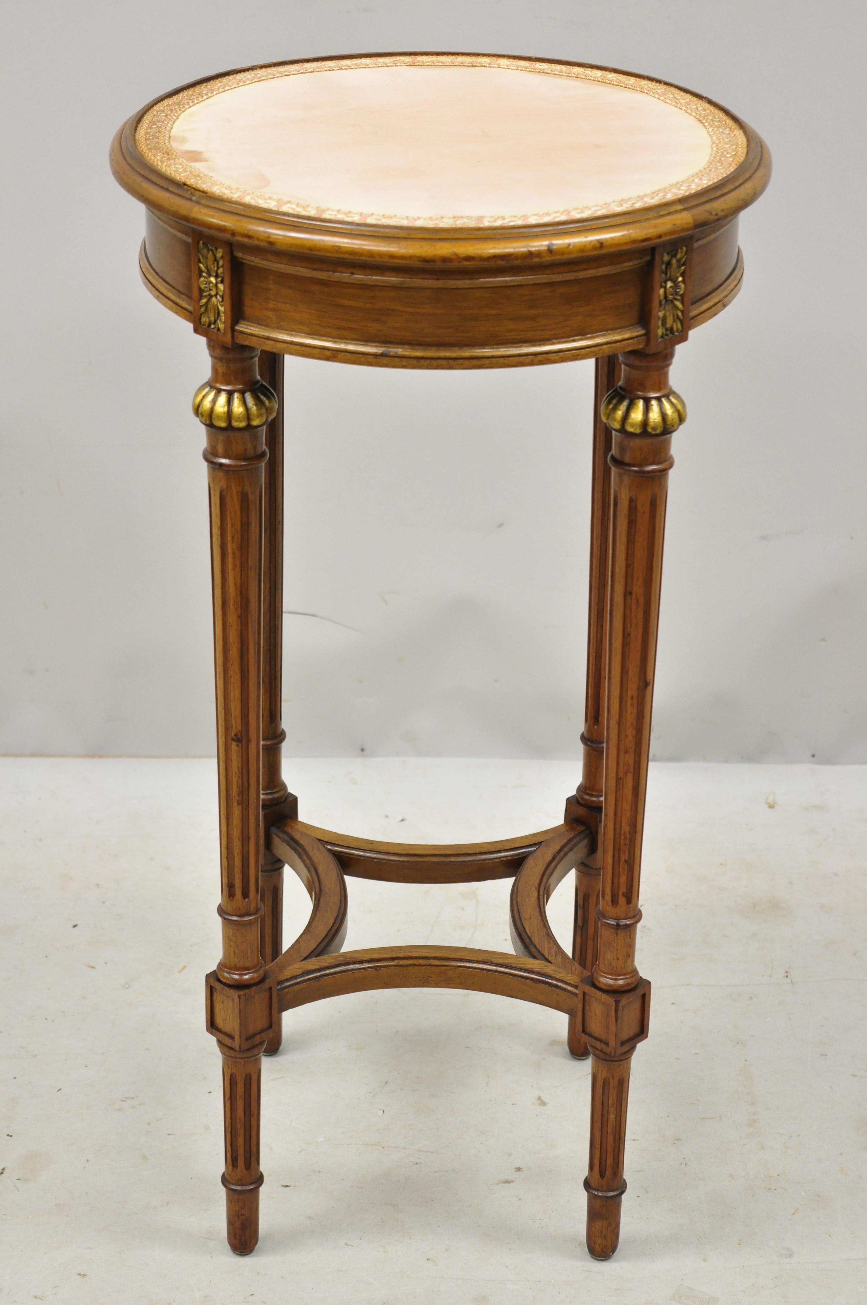 Antique French Louis XVI Style Small Round Carved Walnut Side Lamp Table 3