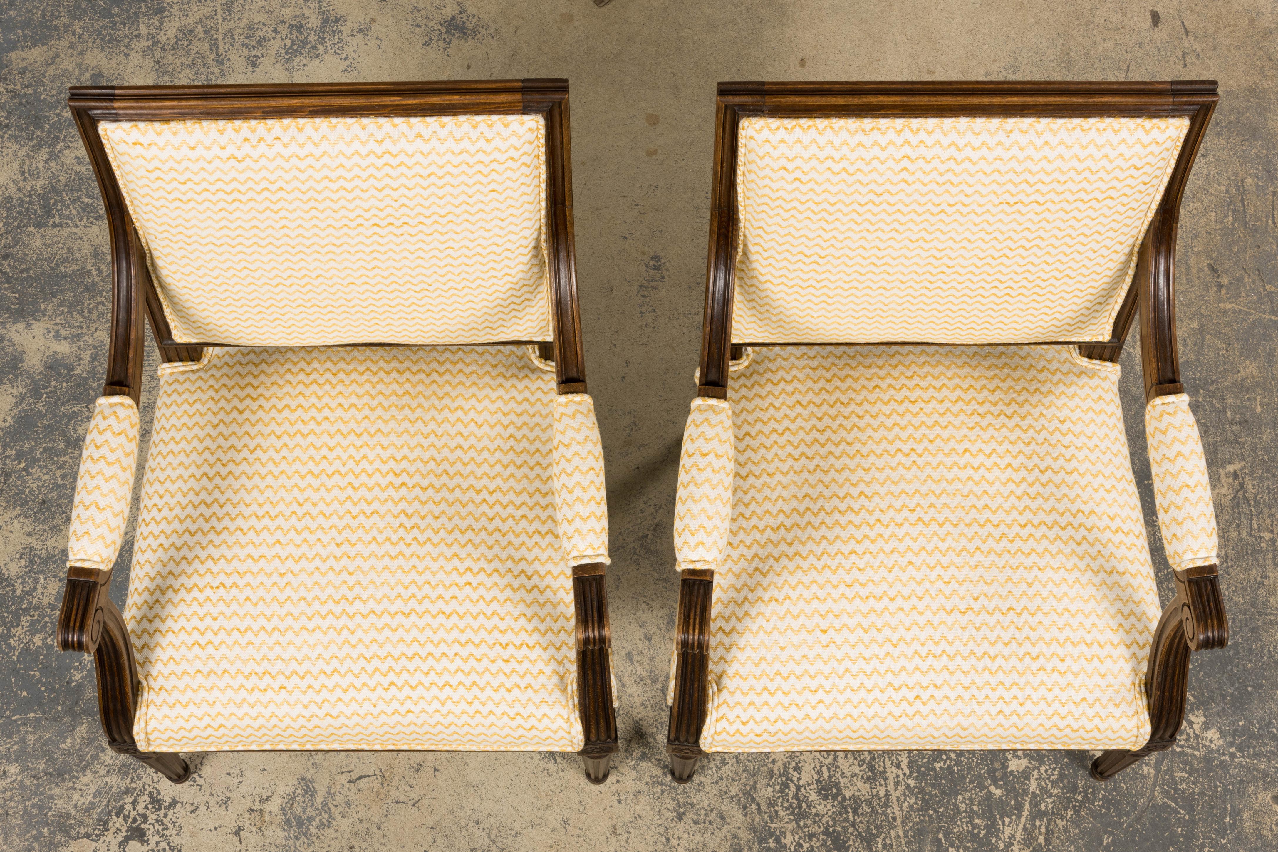 Luigi XVI Antique French Louis XVI Style Walnut Armchairs in Yellow Linen - A Pair in vendita