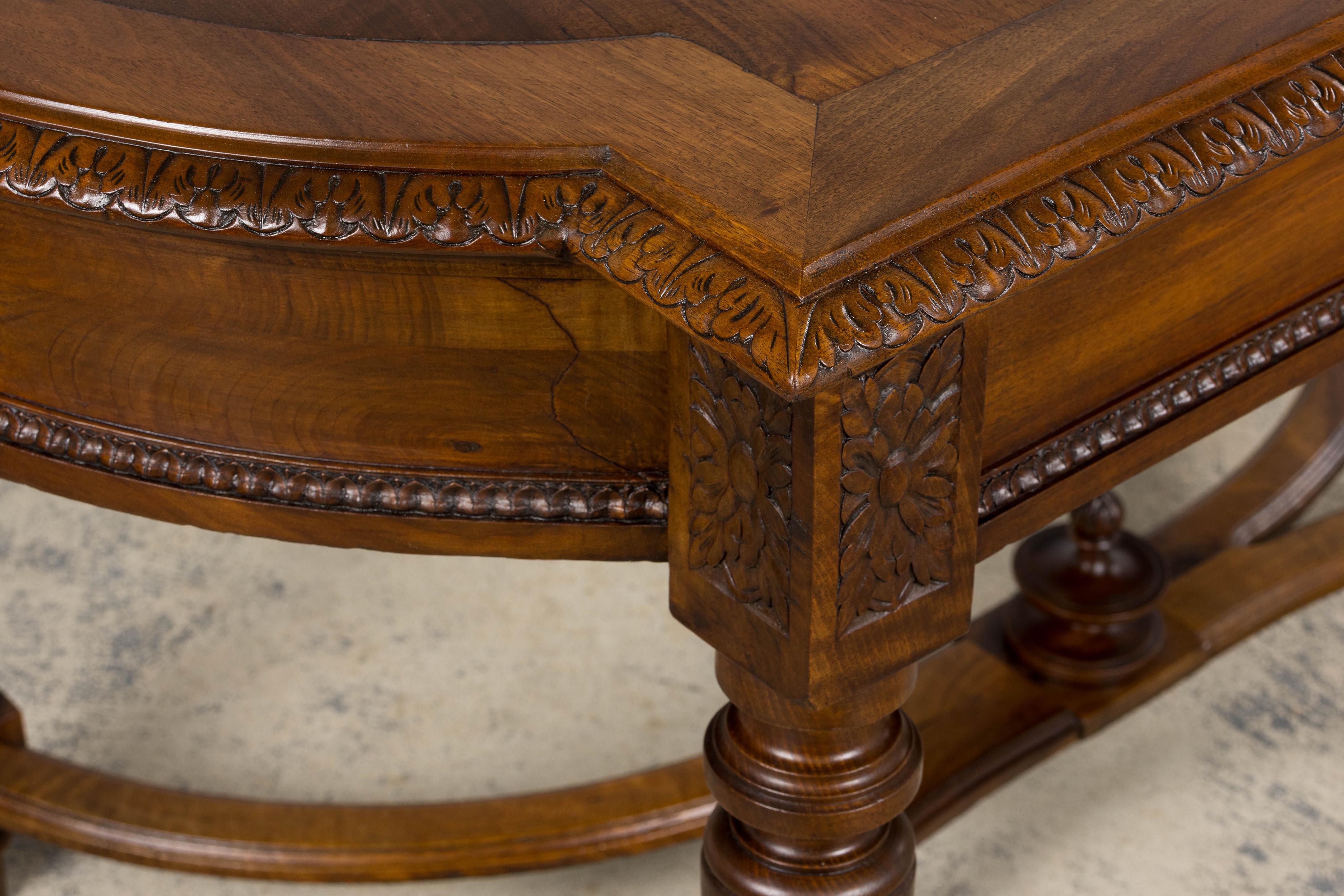 Antique French Louis XVI Style Walnut Writing Desk For Sale 7