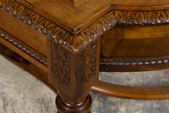 Antique French Louis XVI Style Walnut Writing Desk (Scrivania in legno di noce)