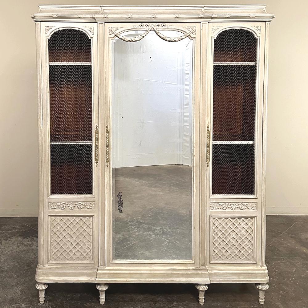 Antique French Louis XVI Triple Painted Armoire ~ DIsplay Armoire In Good Condition For Sale In Dallas, TX