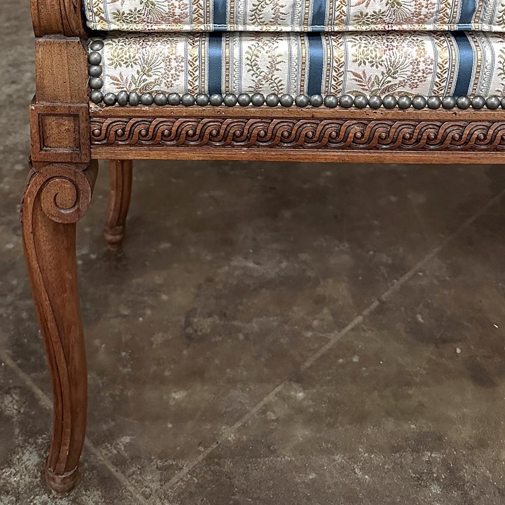 Antique French Louis XVI Walnut Armbench ~ Vanity Bench For Sale 7