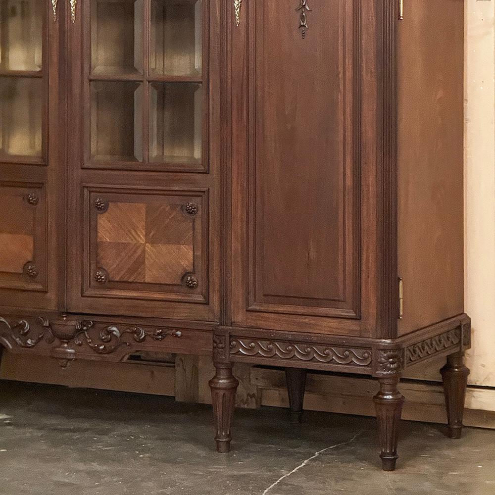 Antique French Louis XVI Walnut Bookcase ~ Bibliotheque by Hirler of Alsace en vente 3