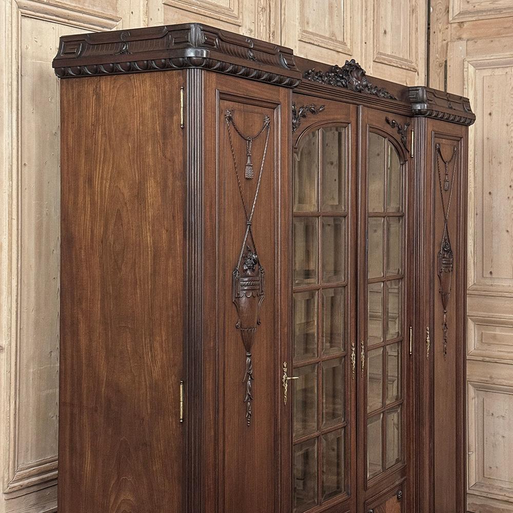 Antique French Louis XVI Walnut Bookcase ~ Bibliotheque by Hirler of Alsace en vente 4