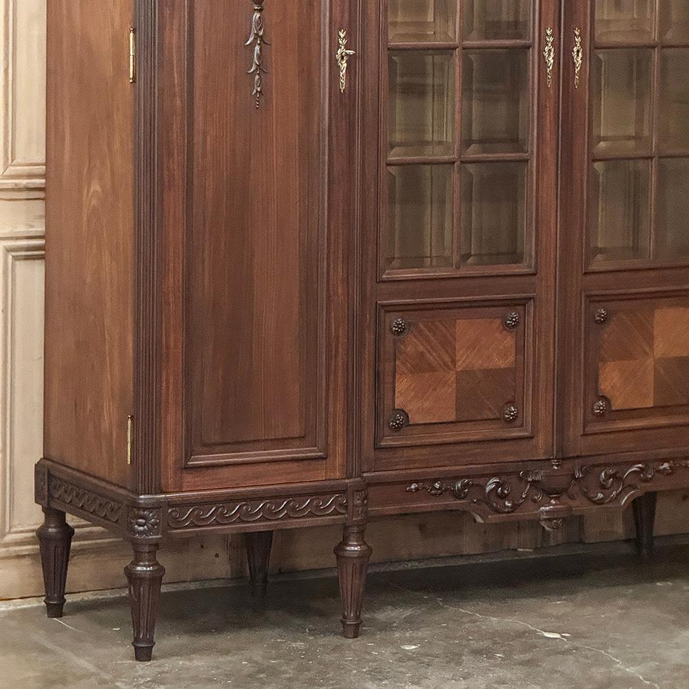 20ième siècle Antique French Louis XVI Walnut Bookcase ~ Bibliotheque by Hirler of Alsace en vente