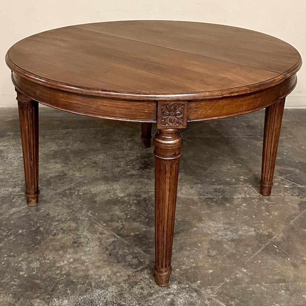 Ancienne table de salle à manger en noyer Louis XVI ~ table de jeu Bon état - En vente à Dallas, TX