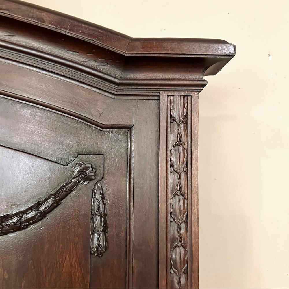 Antique Trumeau français Louis XVI en noyer ~ Mirror en vente 4