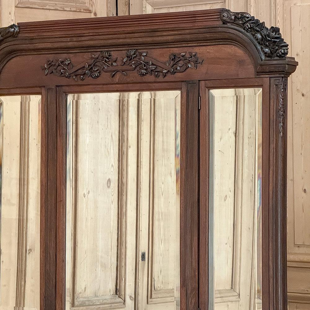 Antique French Louis XVI Washstand ~ Dresser For Sale 6