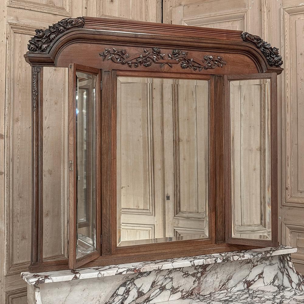 Antique French Louis XVI Washstand ~ Dresser In Good Condition For Sale In Dallas, TX