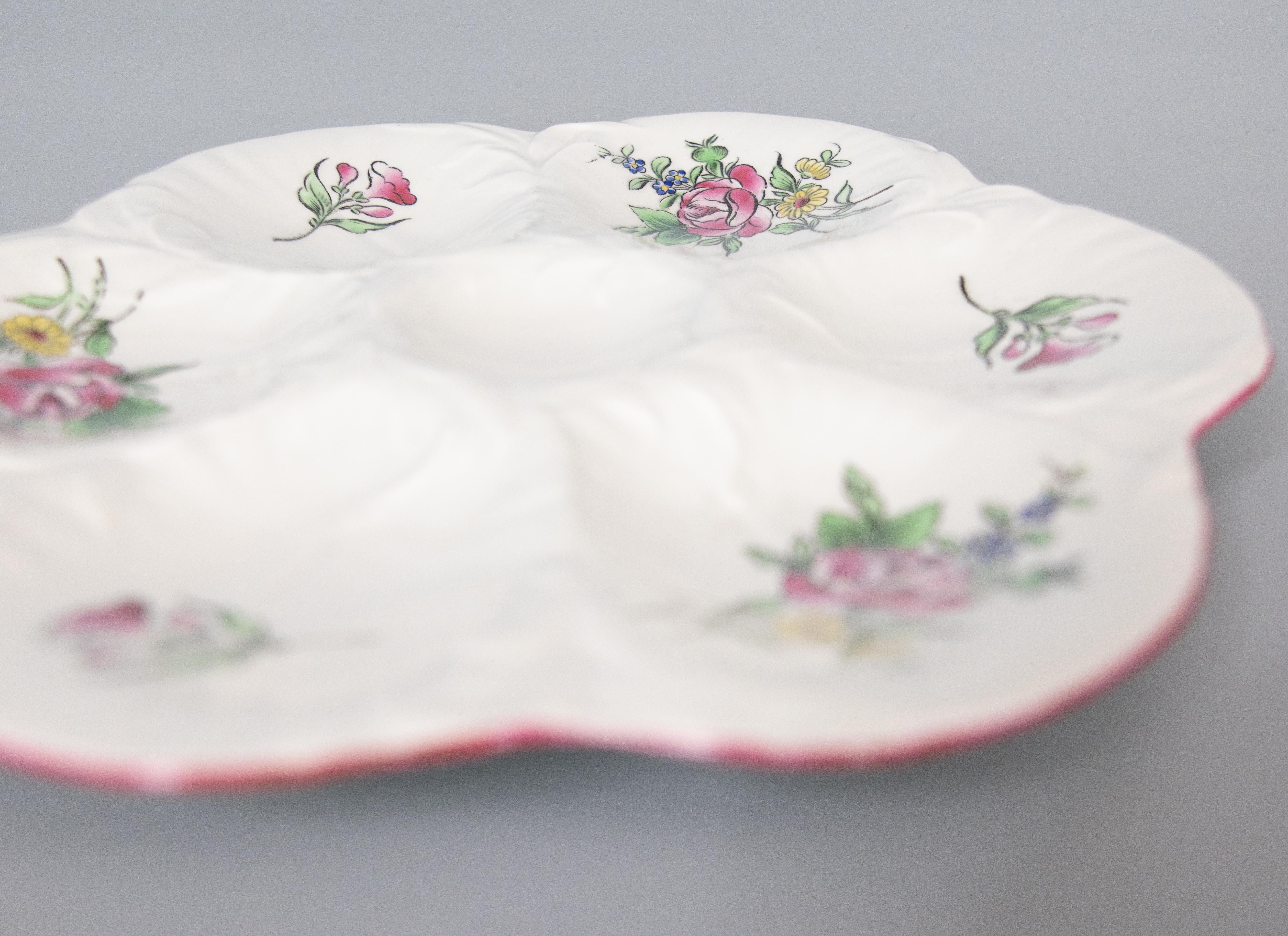 Antique French Luneville Floral Porcelain Oyster Plate, circa 1900 In Good Condition For Sale In Pearland, TX