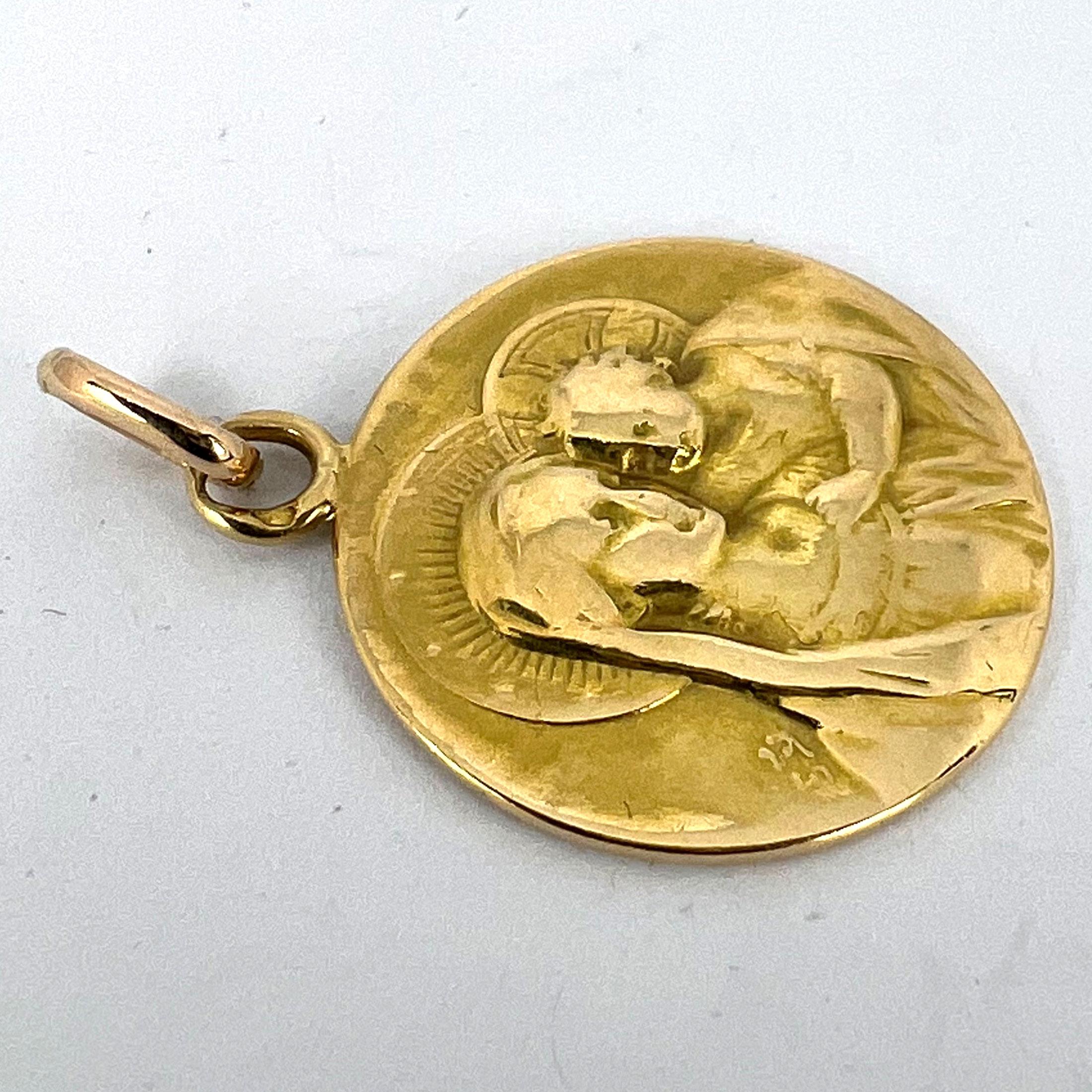 Antique French Madonna and Child 18K Yellow Gold Medal Pendant For Sale 10