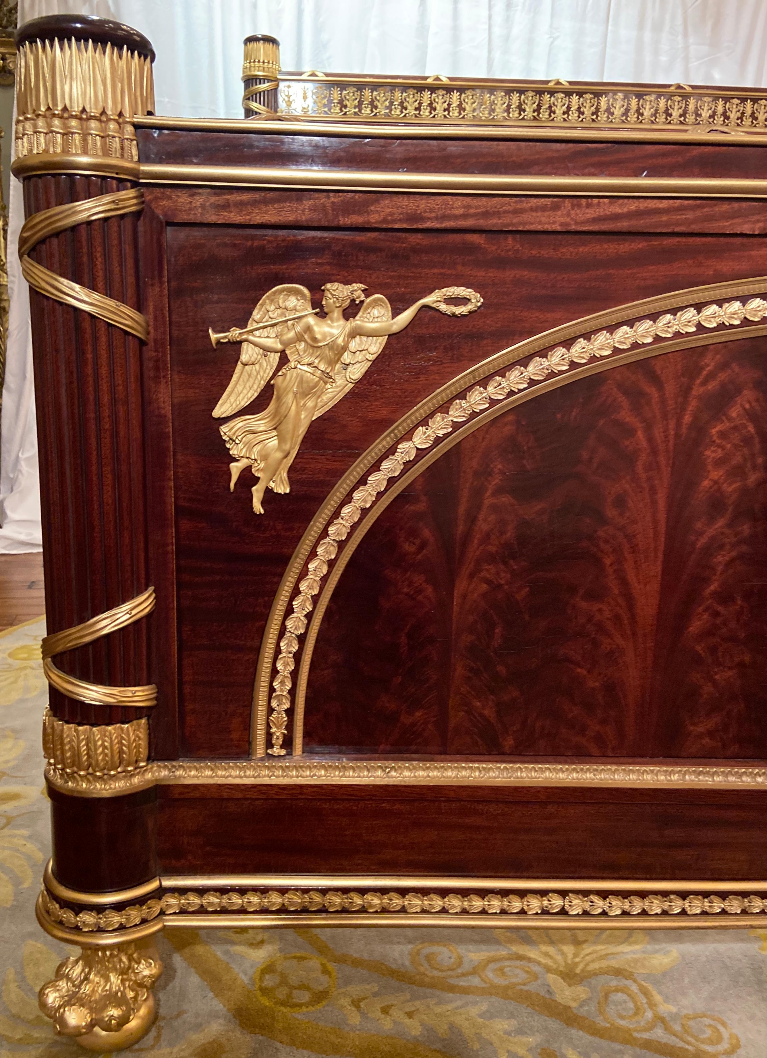 Antique French Mahogany and Ormolu King-Size Bed by Master Ebeniste, circa 1890 2