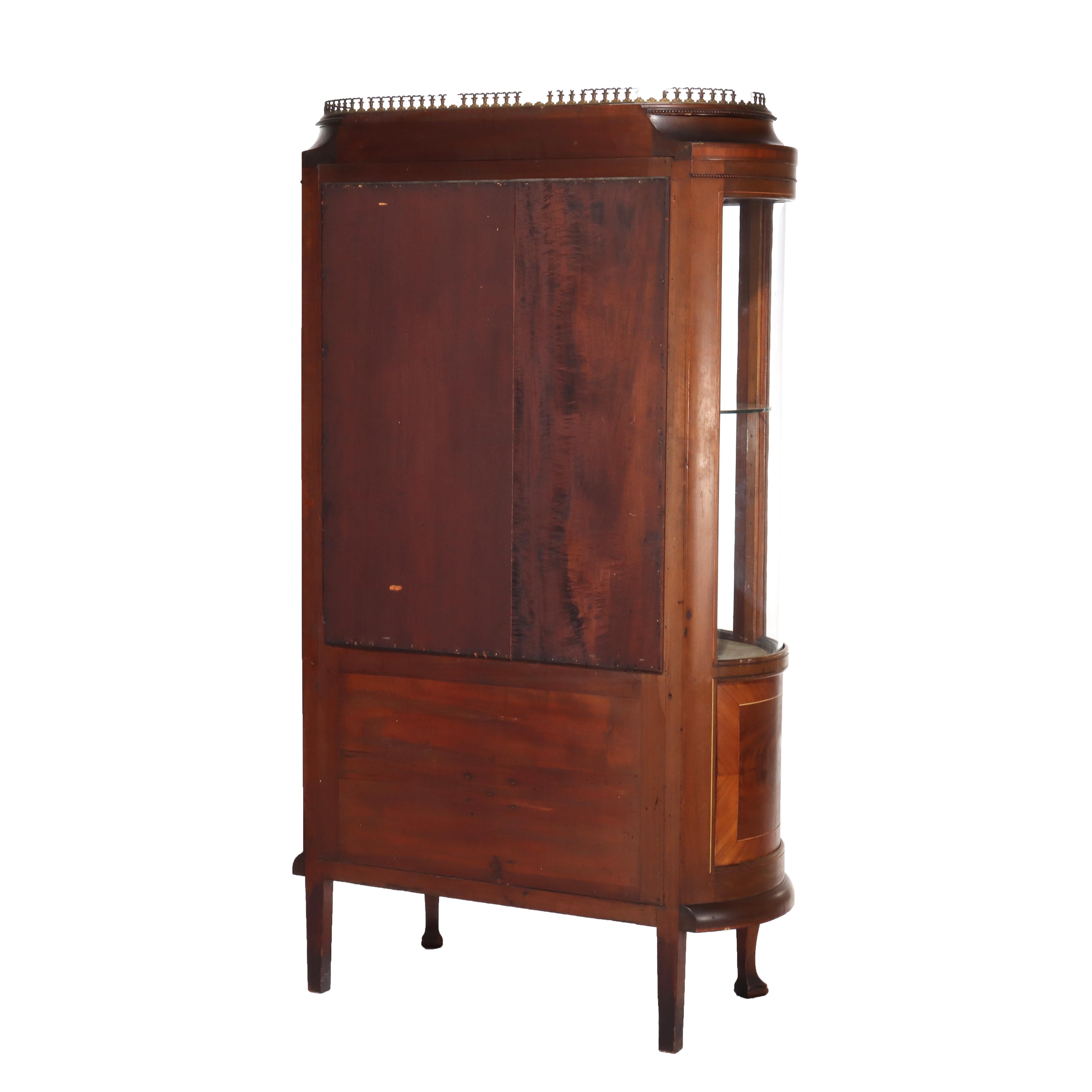 Antique French Mahagoni Banded Display Vitrine mit Intarsien & Ormolu C1890 im Angebot 12