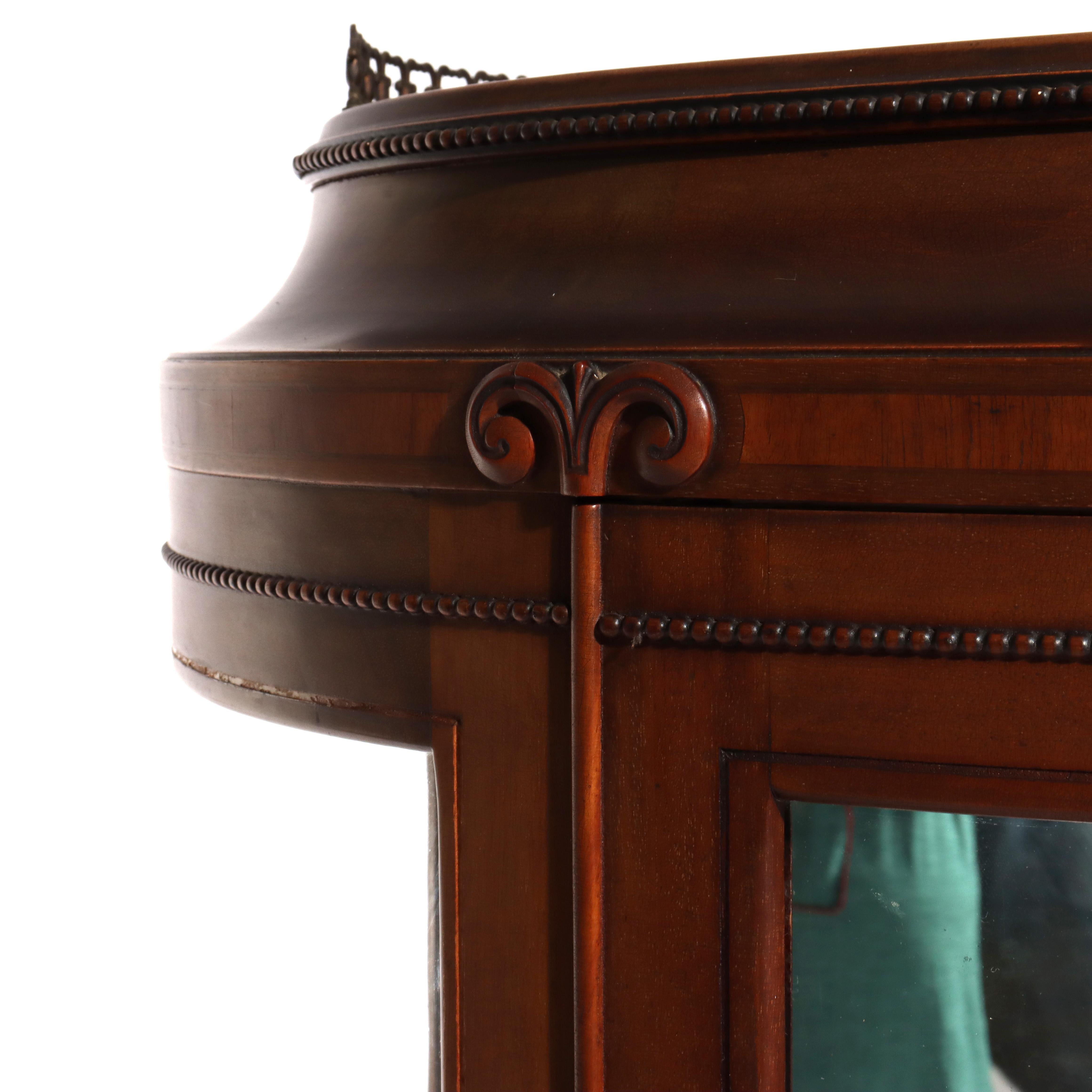 Antique French Mahagoni Banded Display Vitrine mit Intarsien & Ormolu C1890 im Angebot 2