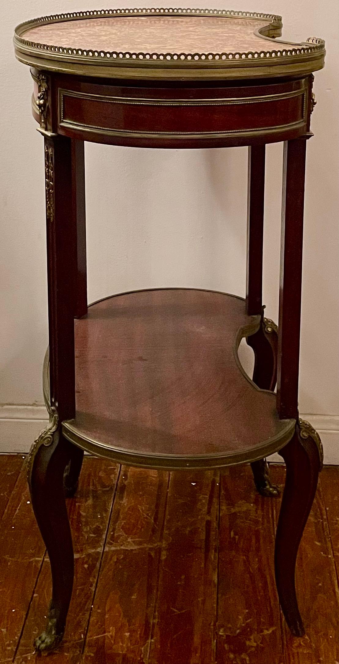 Antique French Mahogany & Gold Bronze Marble Top Kidney Shaped Table Circa 1890 in vendita 4