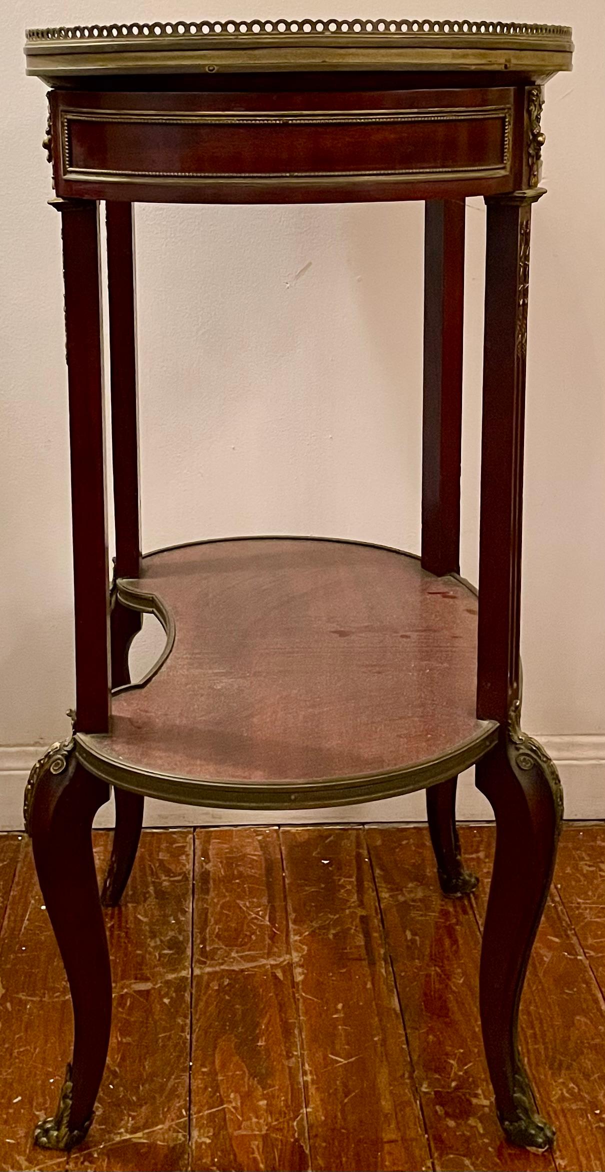 Antique French Mahogany & Gold Bronze Marble Top Kidney Shaped Table Circa 1890 in vendita 1