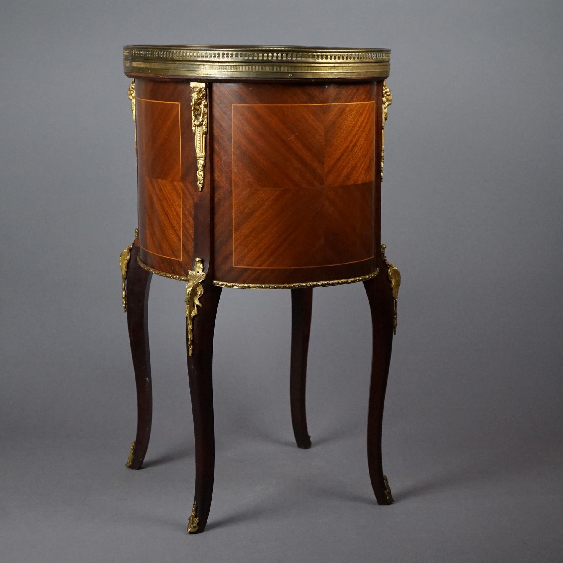 Ancienne table d'appoint française en forme de rein en acajou, bois de violette, marbre et bronze doré en vente 6