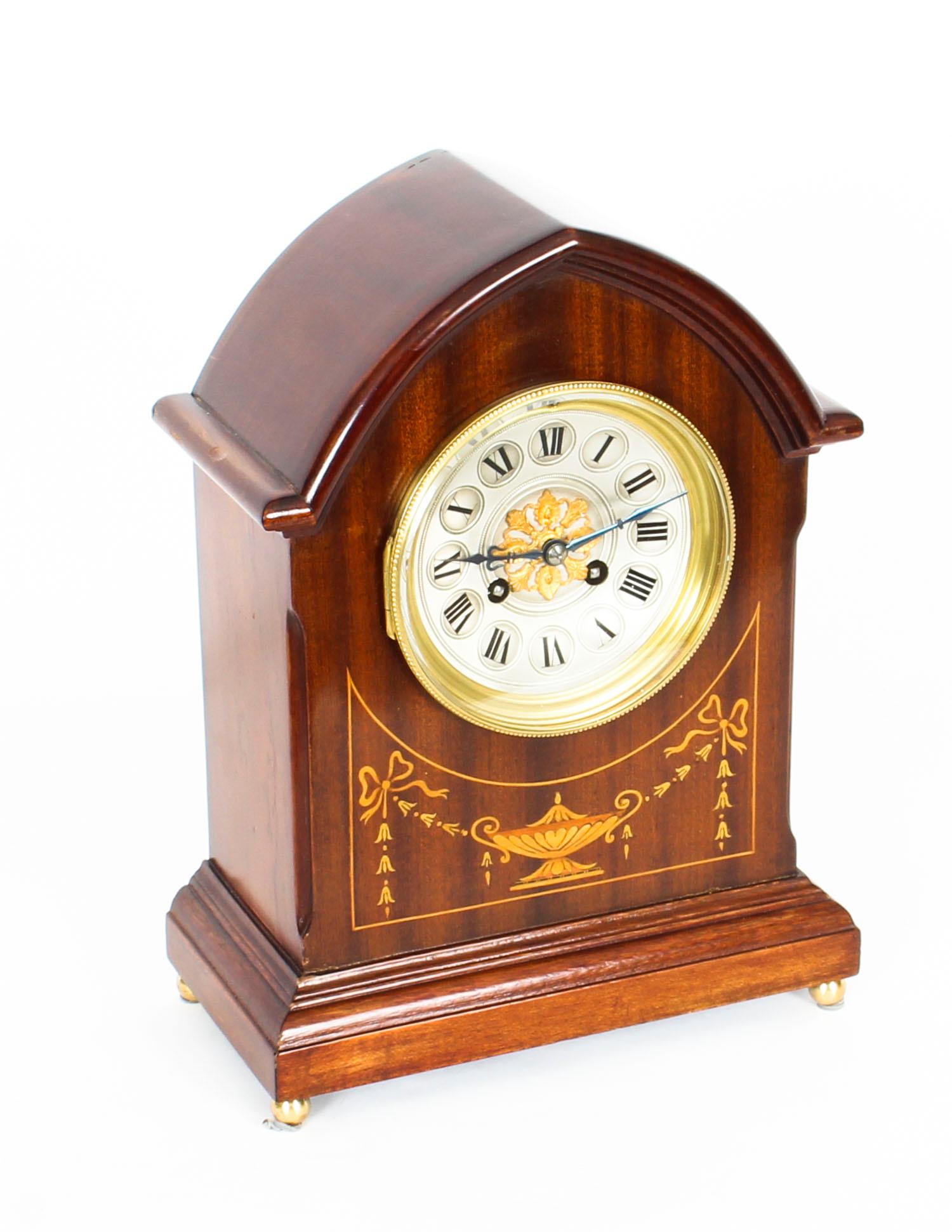 Antique French Mahogany and Marquetry Mantel Clock, Early 20th Century 9