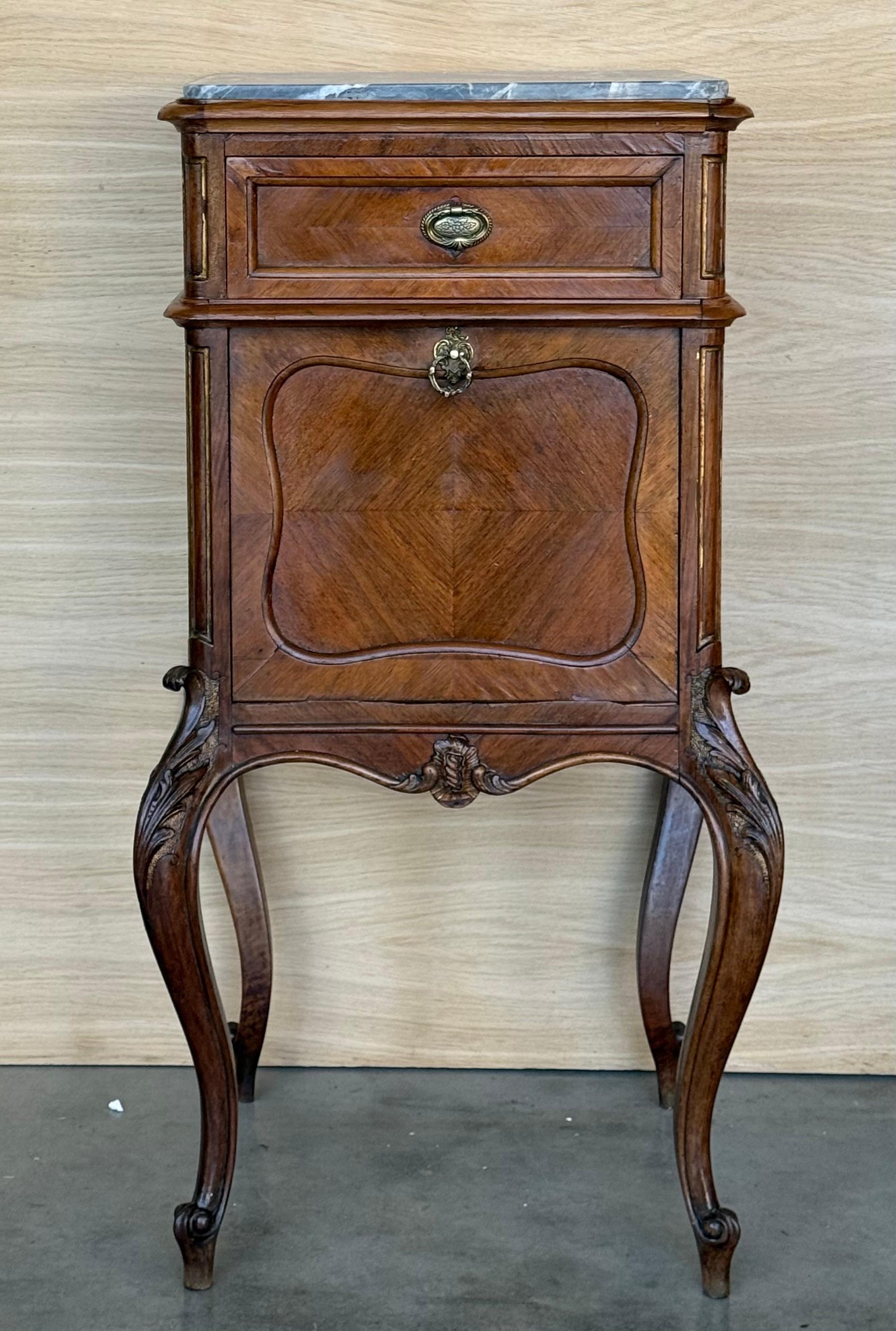 Antique French Mahogany Night Stands  or bedside tables with marble top , 1900 In Good Condition For Sale In Miami, FL