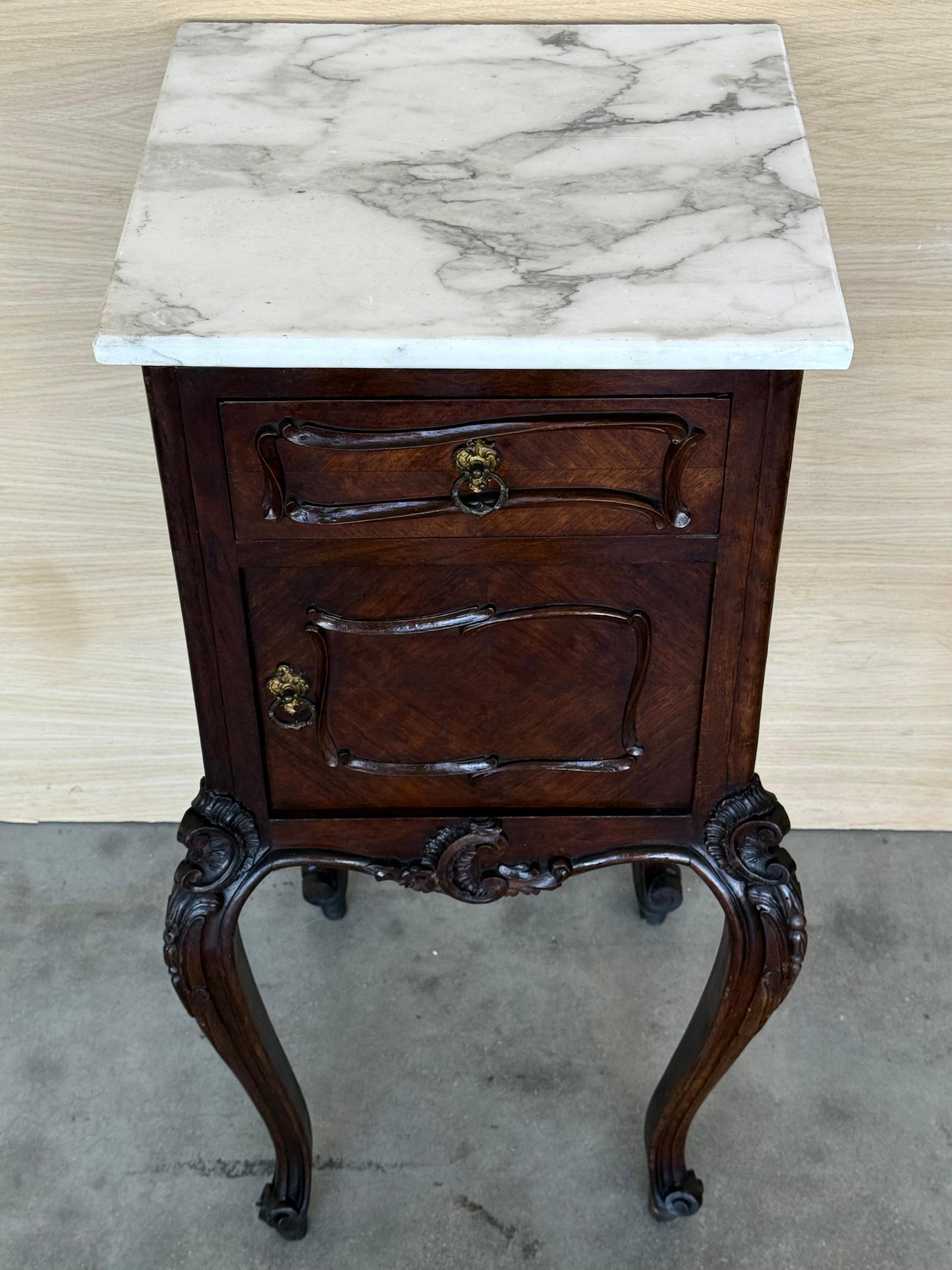 Antique French Mahogany Night Stands  or bedside tables with marble top , 1900 In Good Condition For Sale In Miami, FL