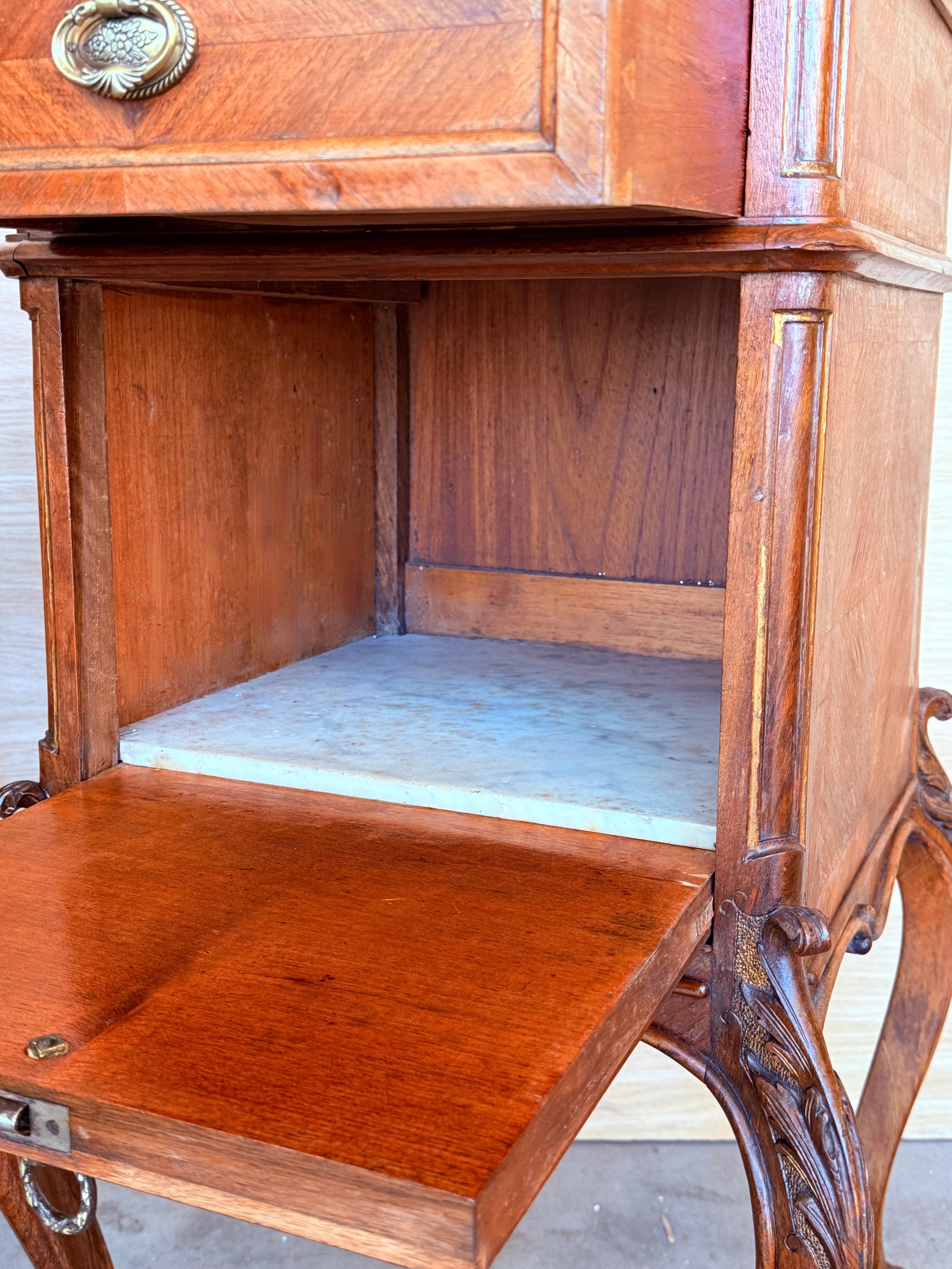 Antique French Mahogany Night Stands with marble top and crest, 1900 For Sale 7