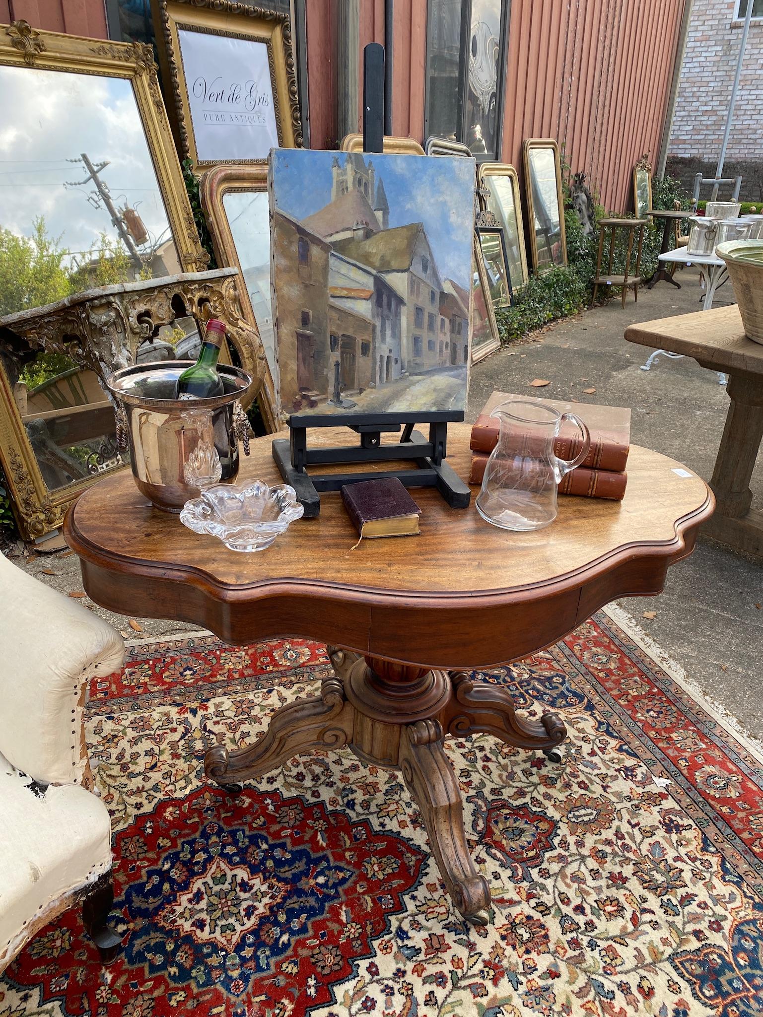 Antique French Tavolino in mogano con cassetti e rotelle, 1890 circa in vendita 12