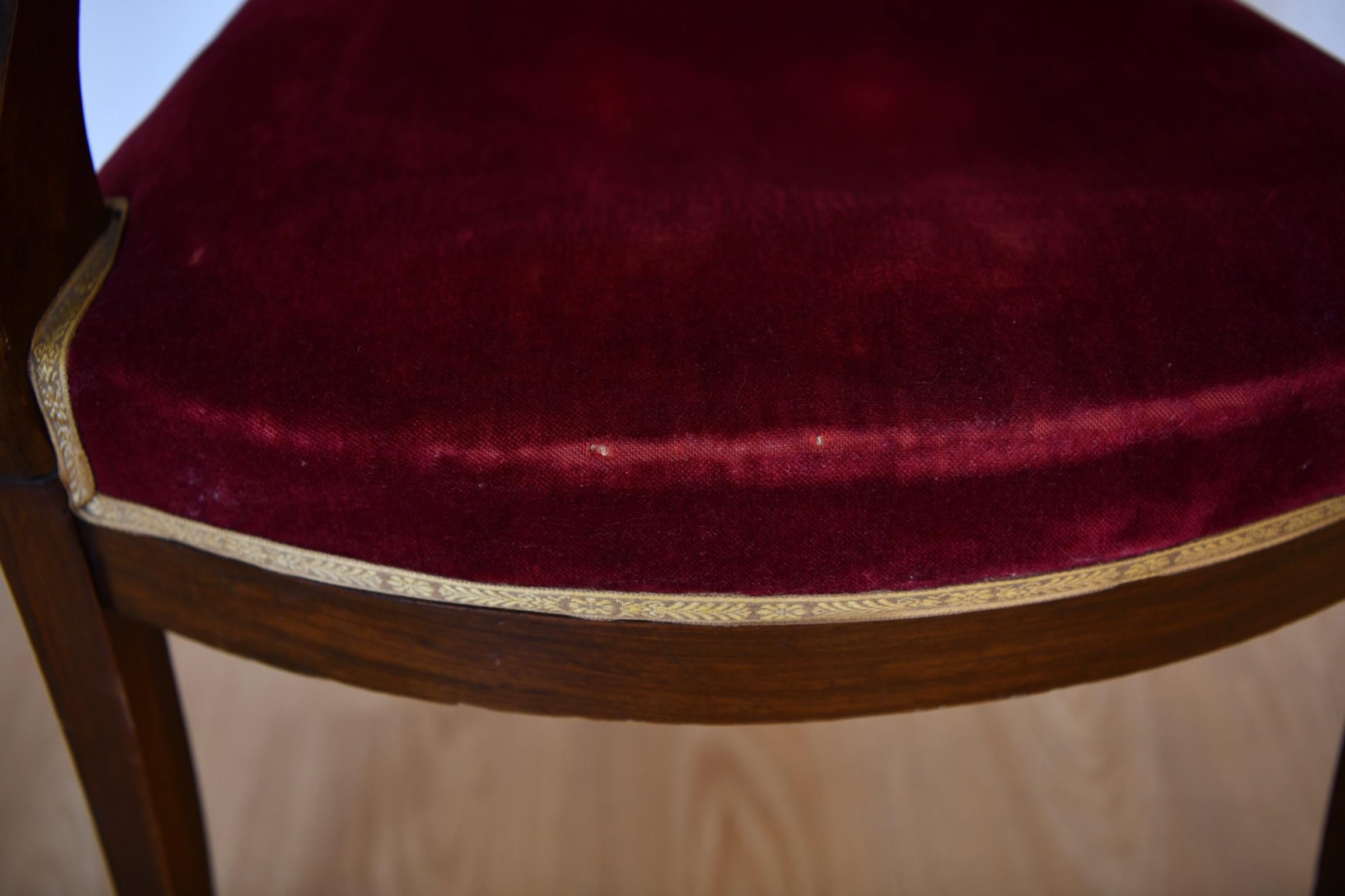 Antike Französisch Mahagoni Swan dekoriert Sessel im Angebot 6