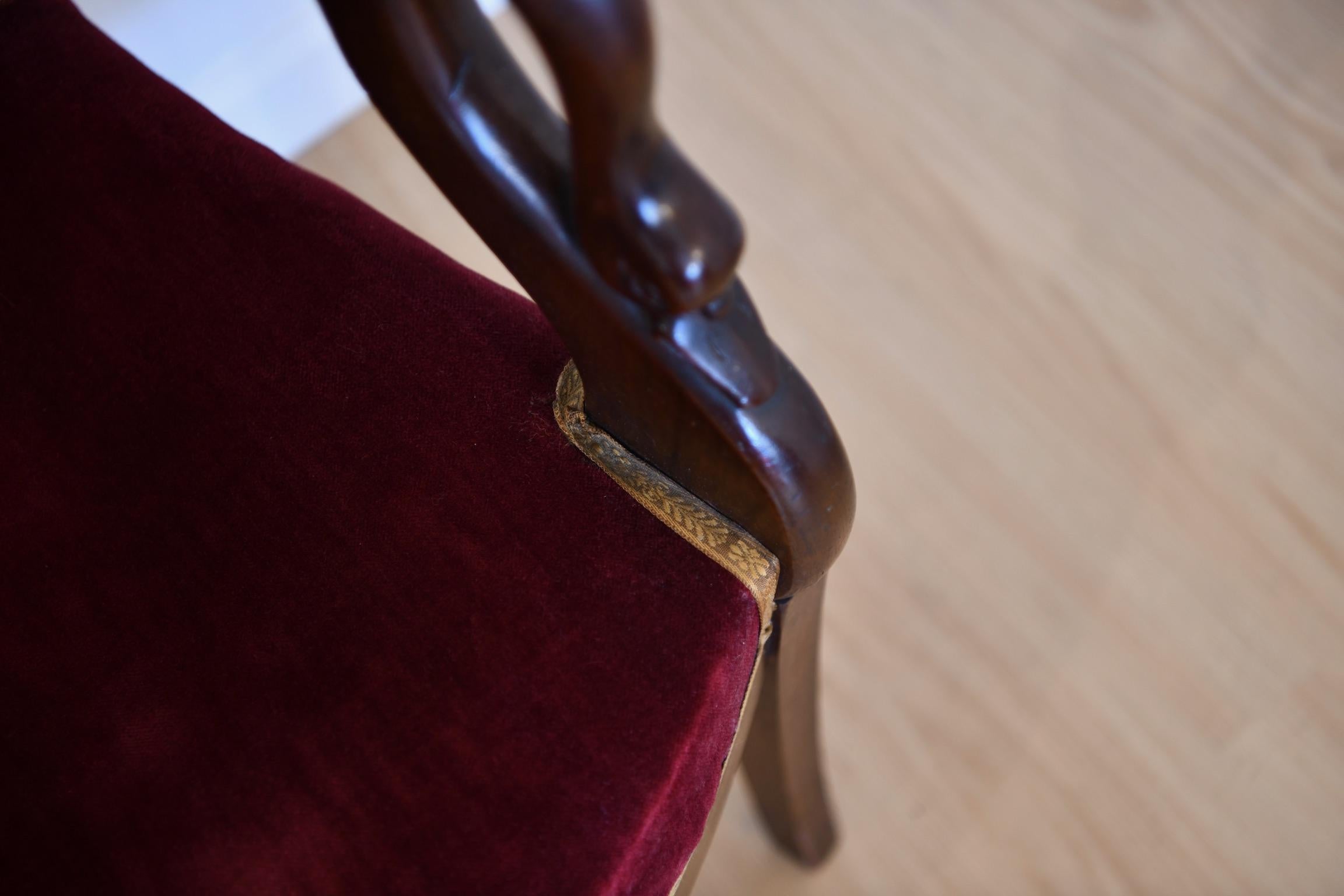 Antike Französisch Mahagoni Swan dekoriert Sessel im Angebot 7