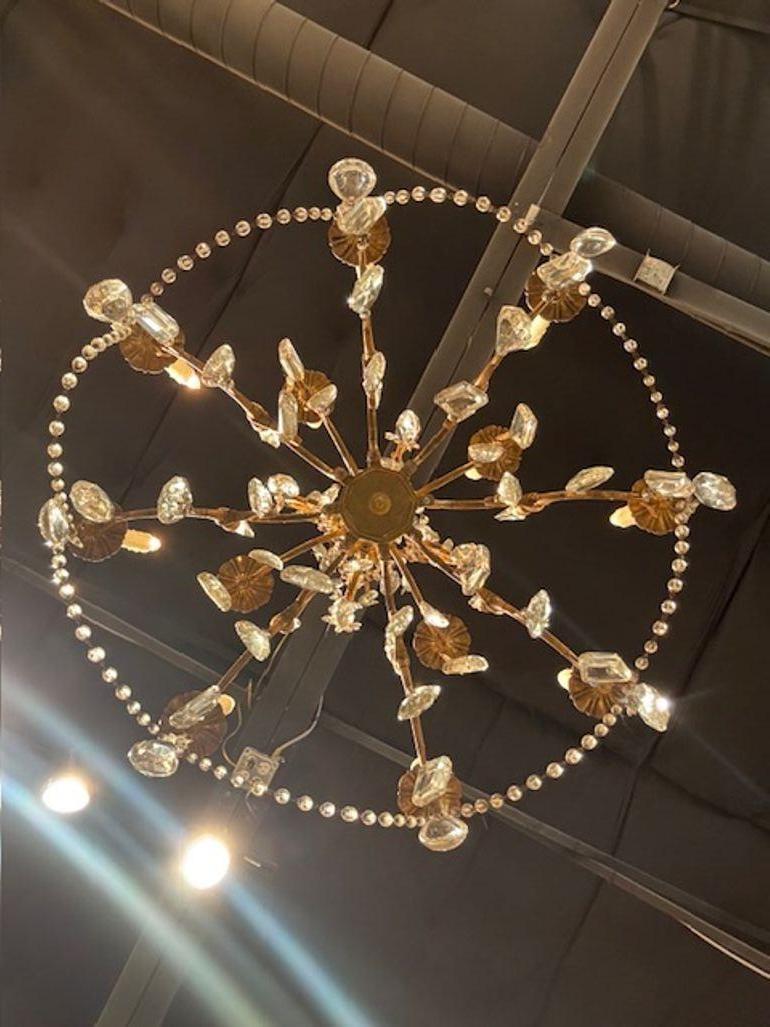 Antigua araña francesa de bronce dorado y cristal Maison Bagues Manner en Bueno estado para la venta en Dallas, TX