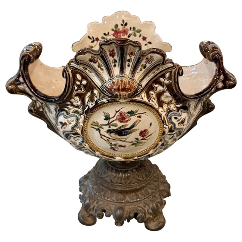 Antique French Majolika und Messing Tafelaufsatz