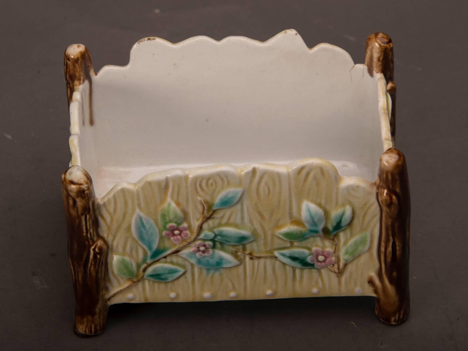 Hand-Painted Antique French Majolica Barbotine Ware Cachepot, France, circa 1890 For Sale