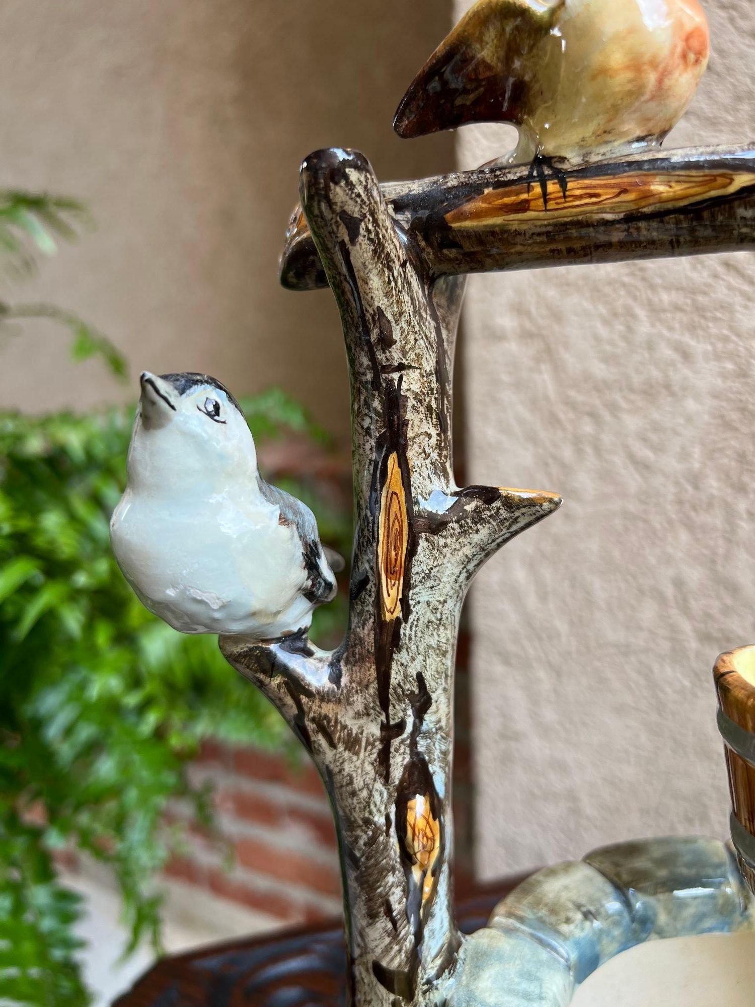 Antique French Majolica Bird Wishing Well Flower Holder Cache Pot Jerome Massier en venta 8