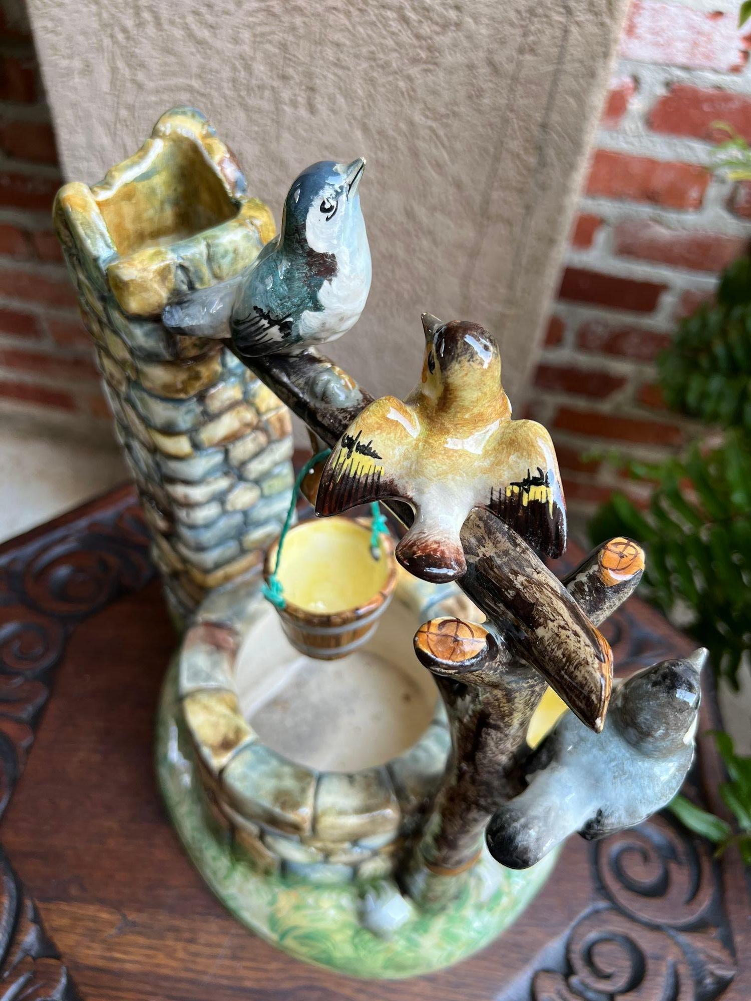 Antique French Majolica Bird Wishing Well Flower Holder Cache Pot Jerome Massier en venta 10
