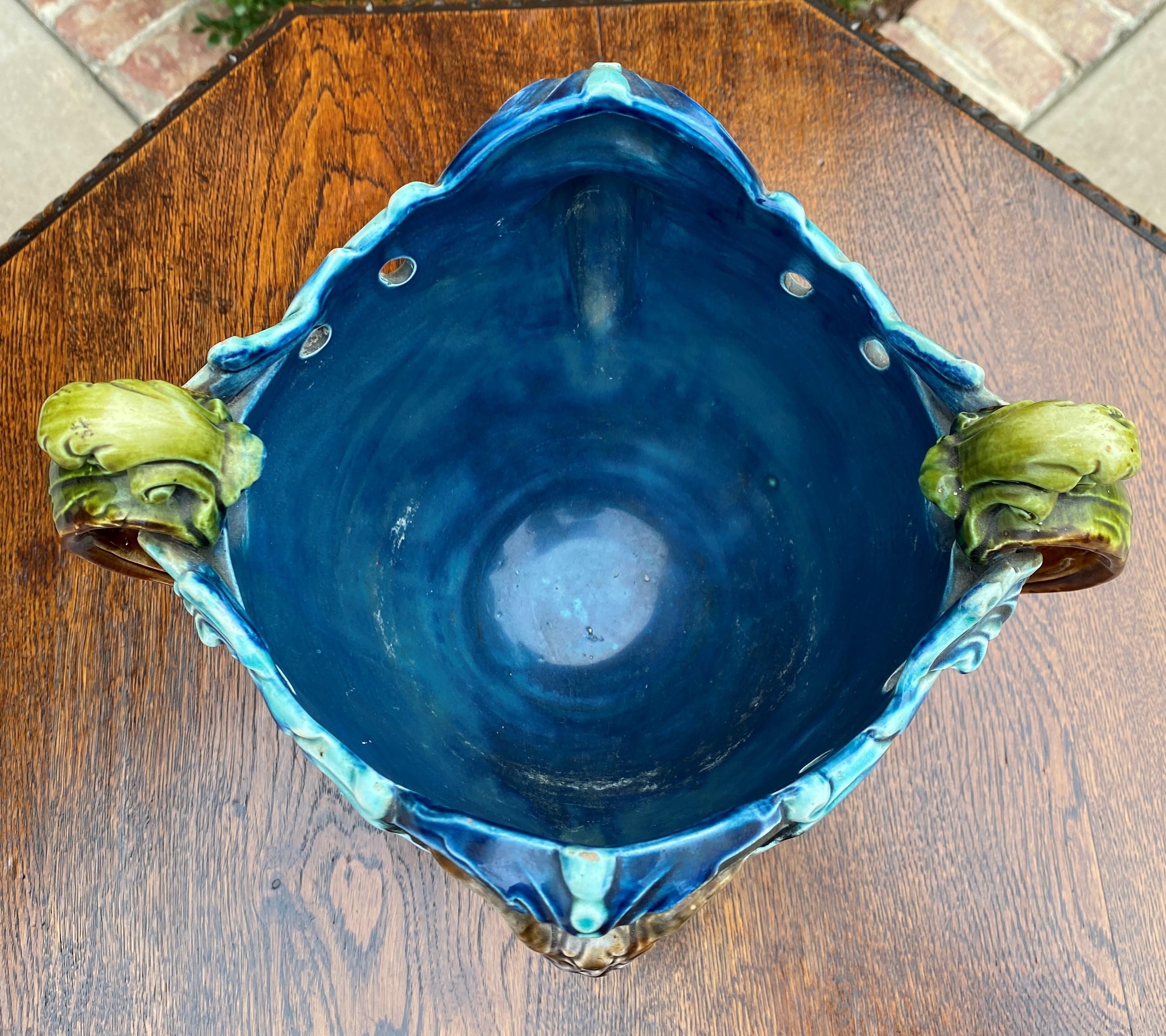 Français Ancien vase jardinière en majolique française, cache-pot, jardinière, jardinière avec fleurs, vers 1900