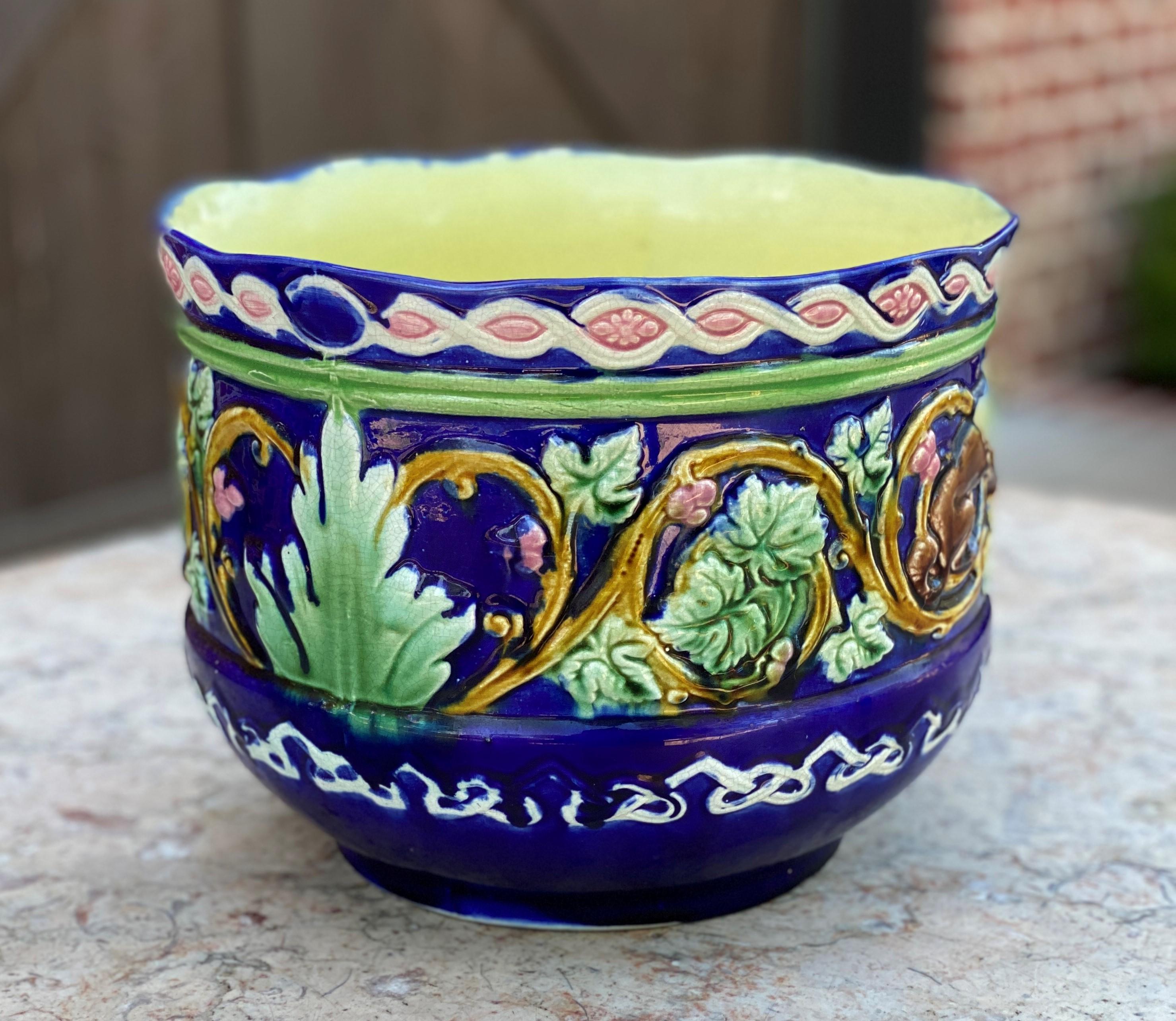 Gorgeous Large antique French Majolica Cache pot, planter, jardiniere, flower pot, vase or bowl~~ART NOUVEAU~~c. 1900

Authentic French Majolica planter or cache pot~~Art Nouveau era~~vibrant cobalt blue background with mint green, pink and brown