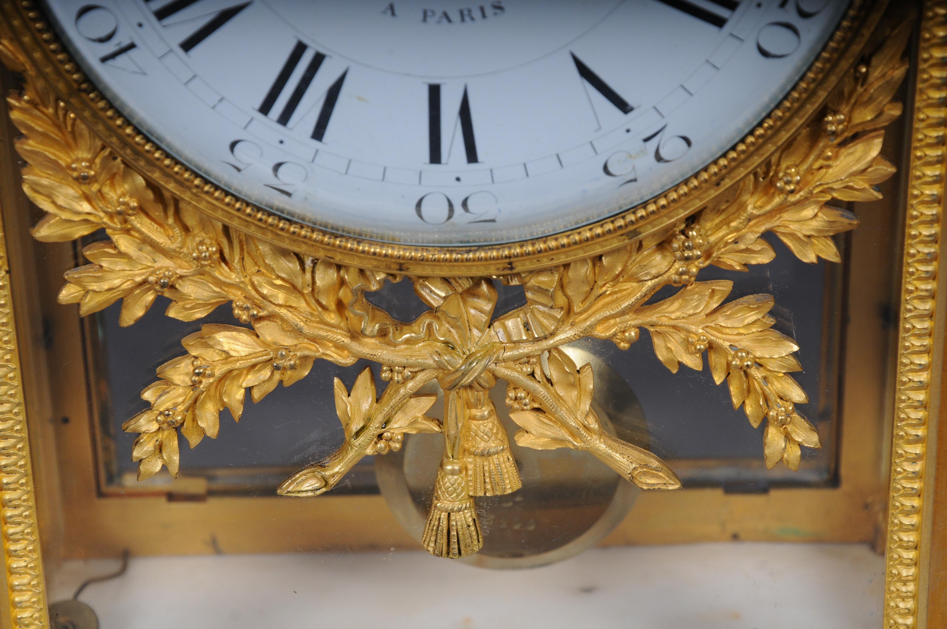 Gilt Antique French Mantelpiece / Clock, Deniere a Paris, circa 1880 For Sale