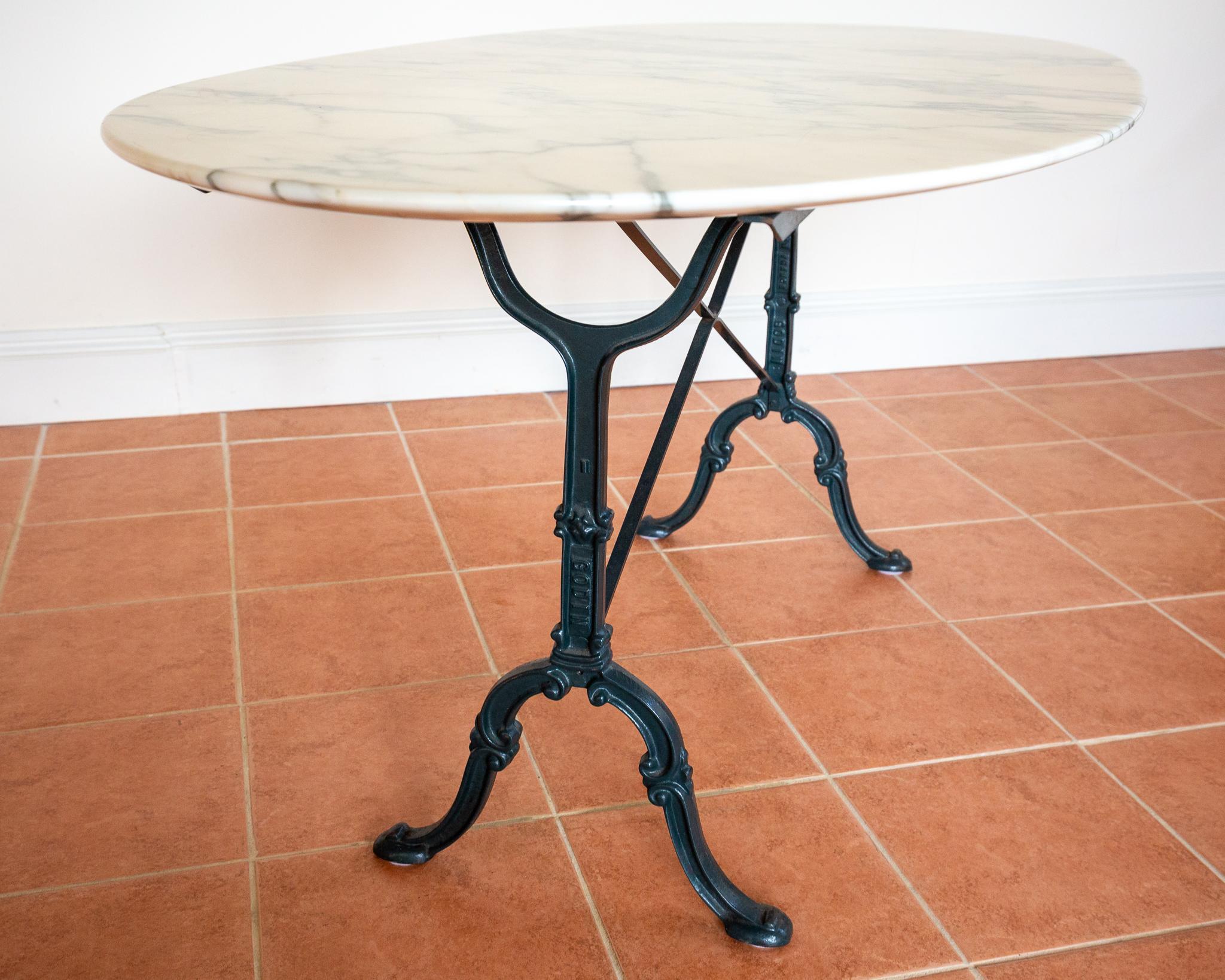 Antique French Marble Bistro Dining Table Rare Large Oval Cast Iron Long Slender en vente 9
