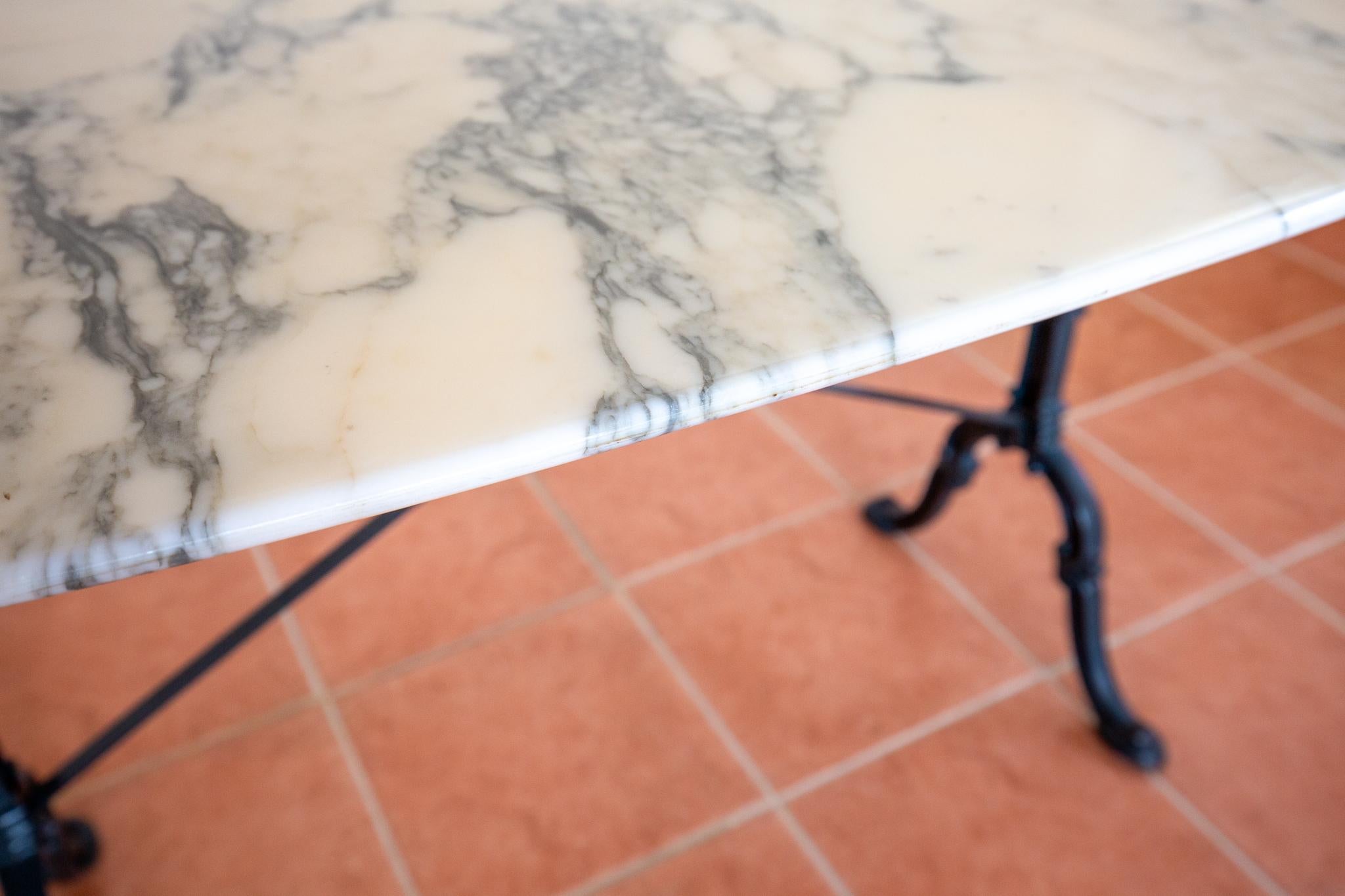 Français Antique French Marble Bistro Dining Table Rare Large Oval Cast Iron Long Slender en vente