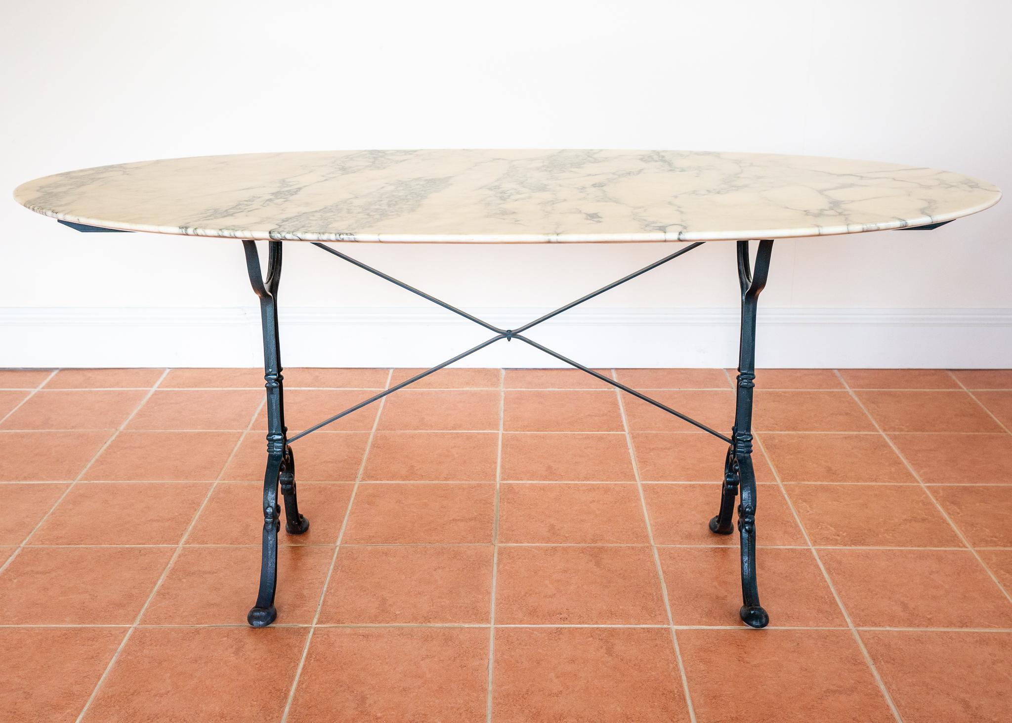 XIXe siècle Antique French Marble Bistro Dining Table Rare Large Oval Cast Iron Long Slender en vente