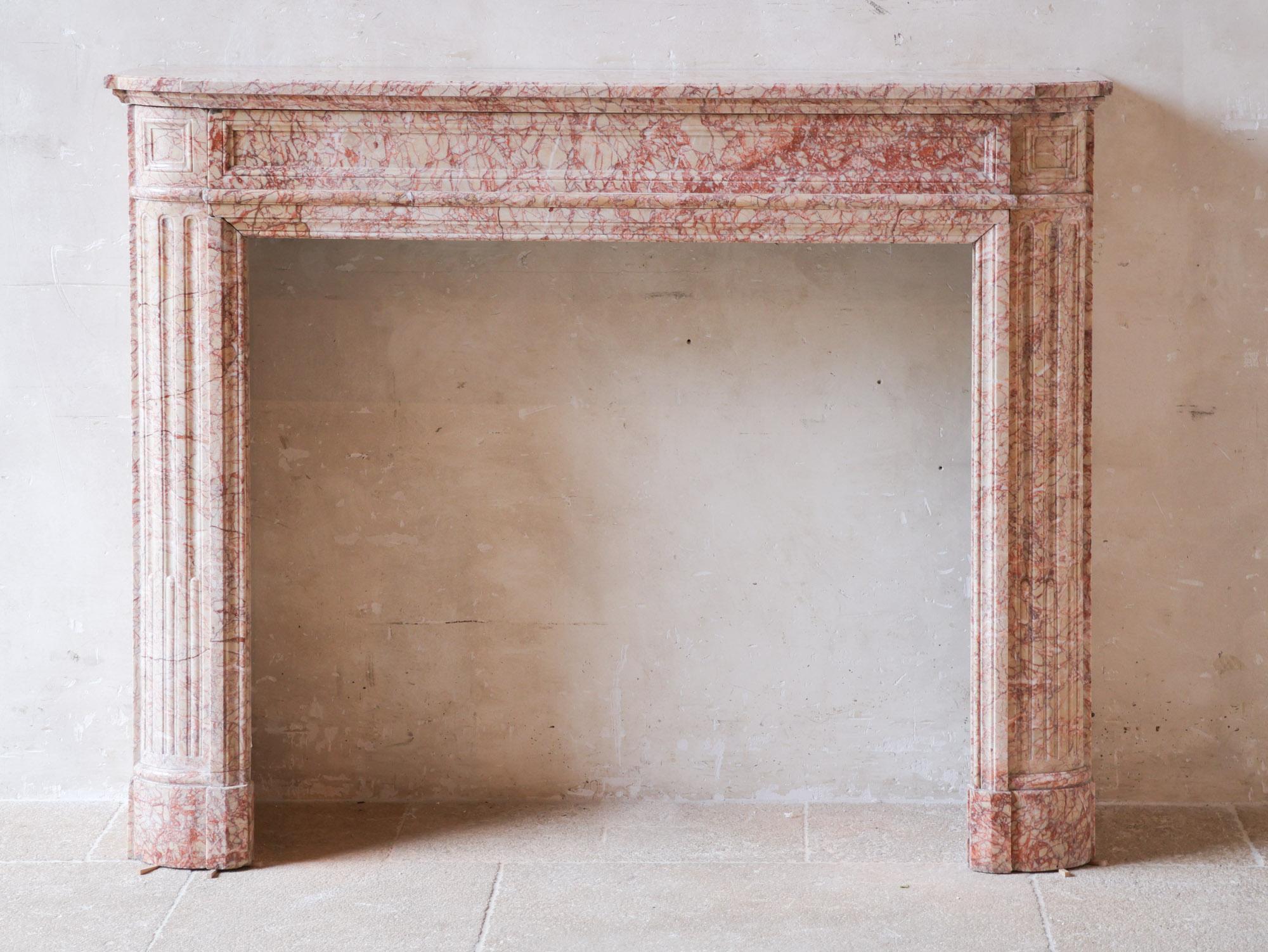 Antique French marble fireplace in pink tones For Sale 3