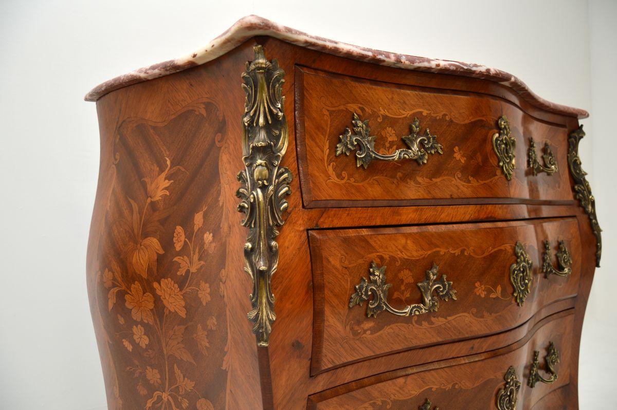 Antique French Marble Top Bombe Commode in vendita 2