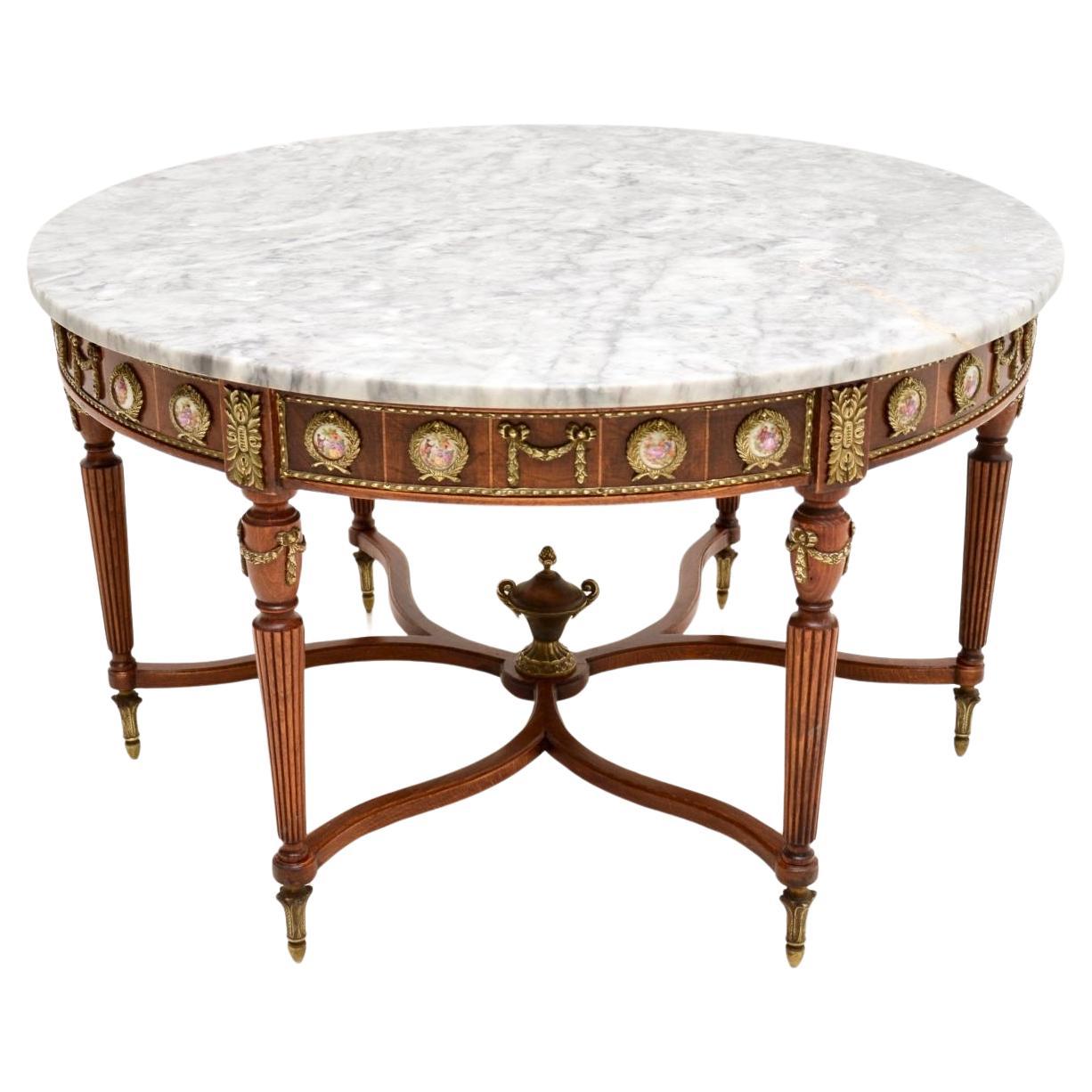 Table basse ancienne française à plateau en marbre
